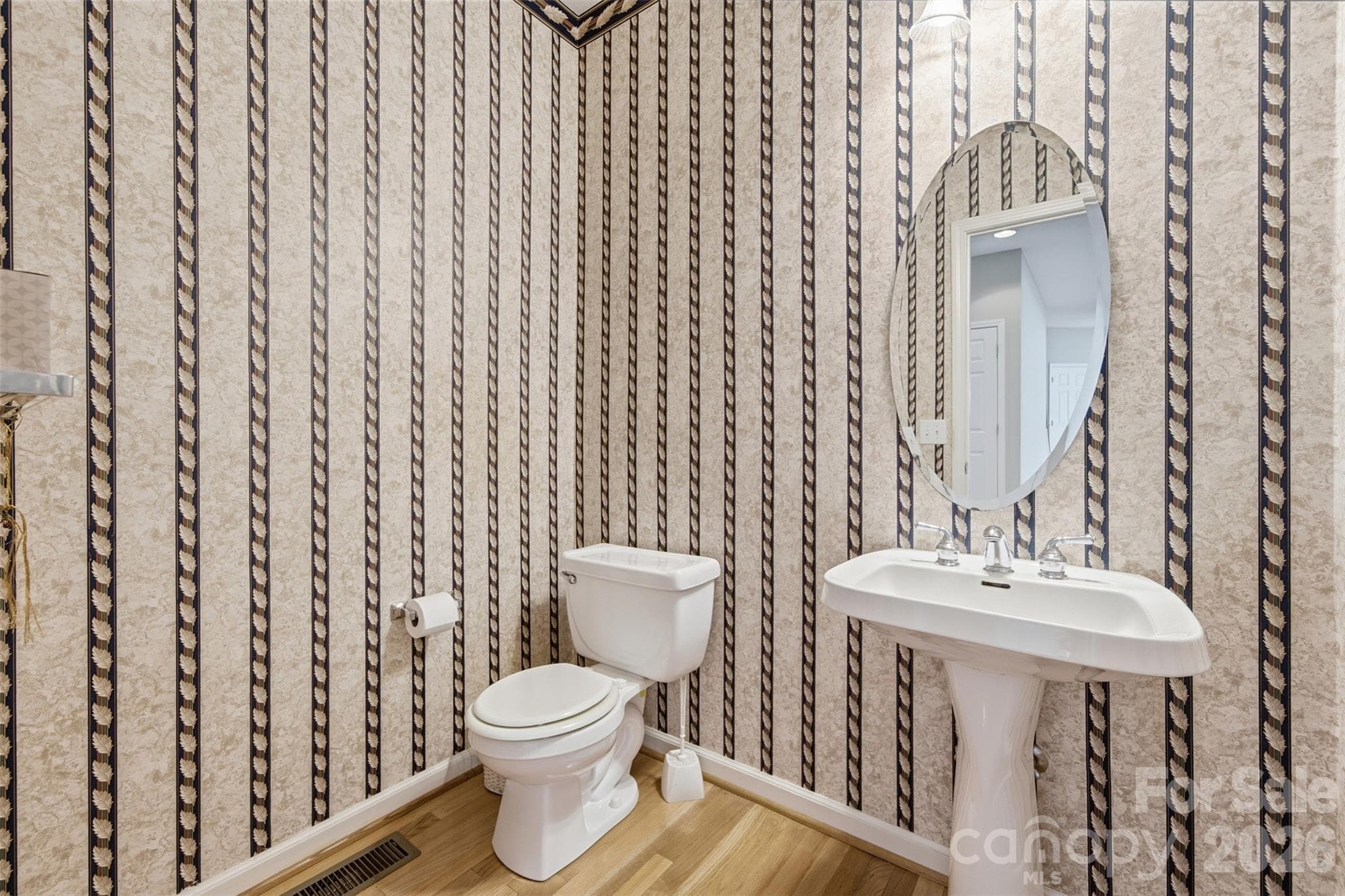 Oversized powder room (could be converted to a full bath) - 6211 Chavel Lane, Charlotte