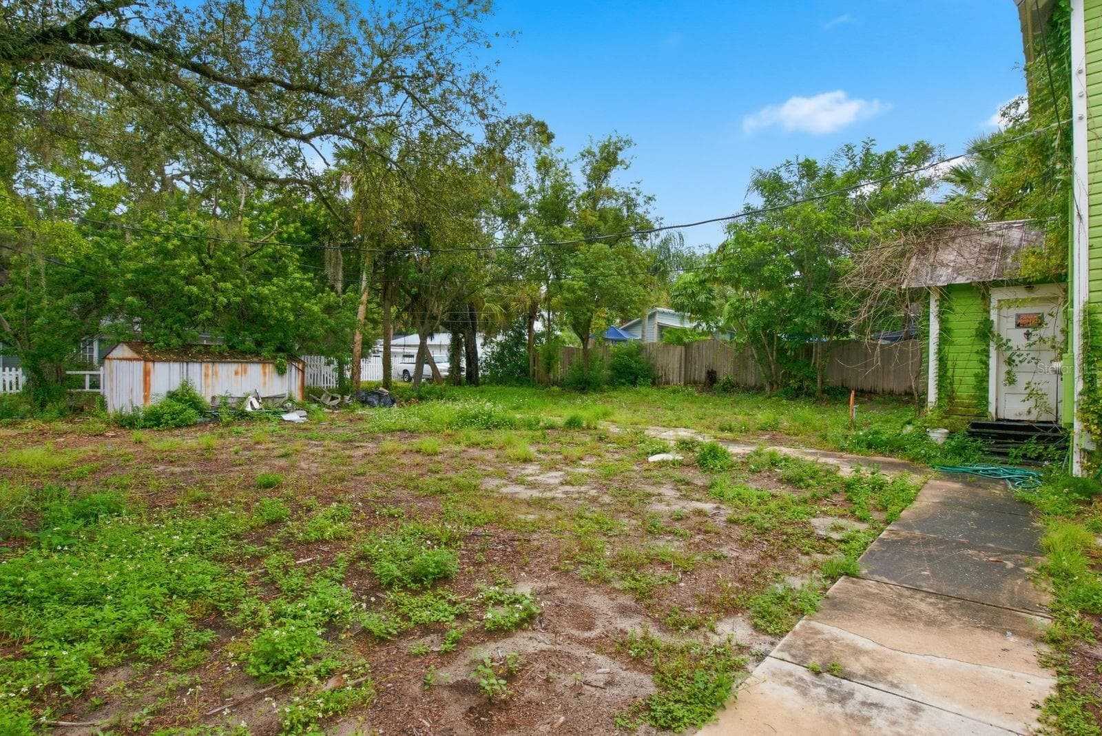 Single Family Residence at 226 N GROSSE AVE, TARPON SPRINGS, photo 2 of 43