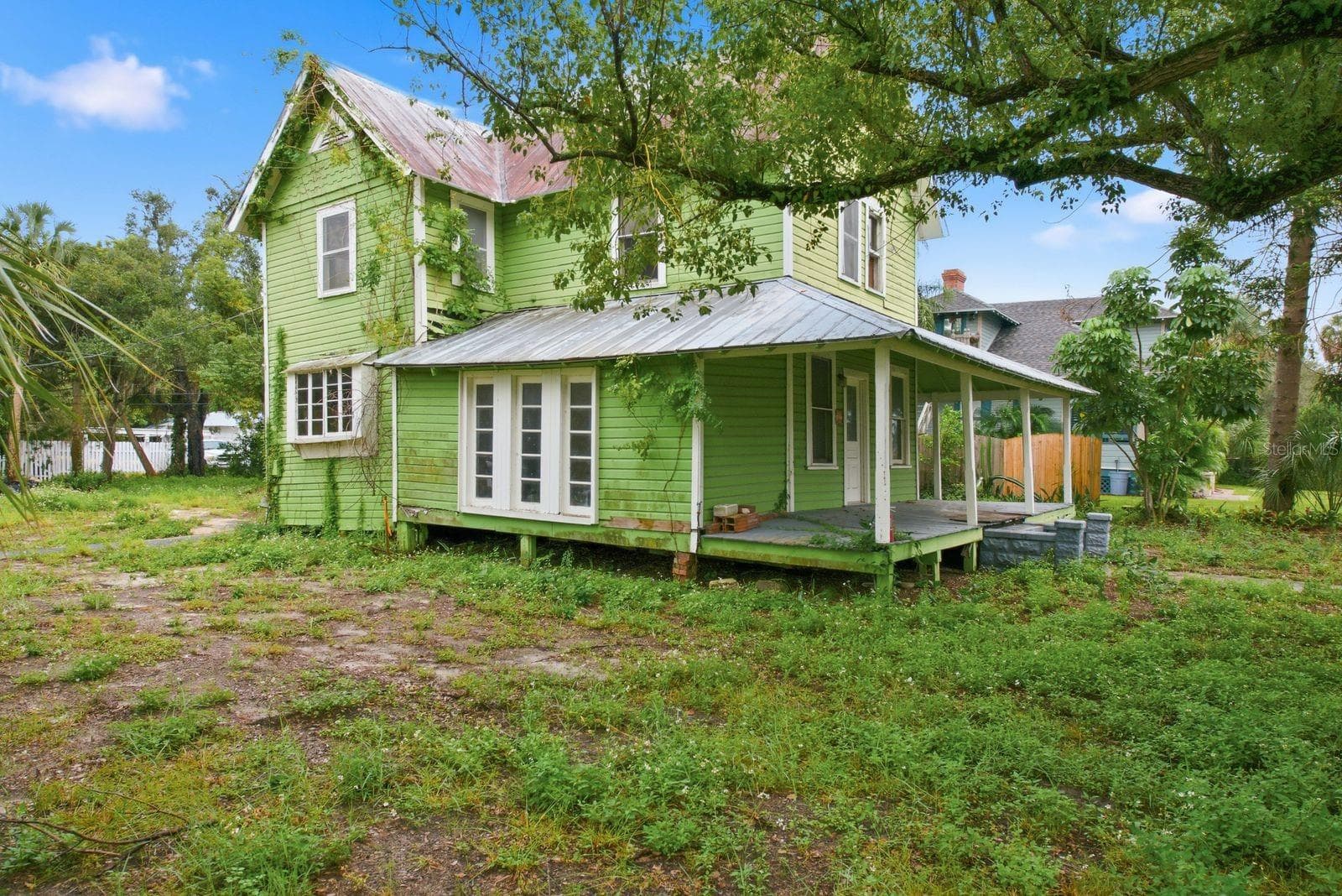 Single Family Residence at 226 N GROSSE AVE, TARPON SPRINGS, photo 4 of 43