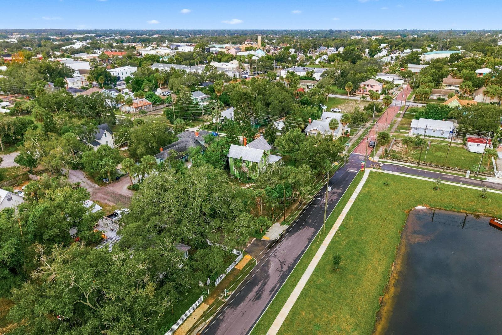 Single Family Residence at 226 N GROSSE AVE, TARPON SPRINGS, photo 31 of 43