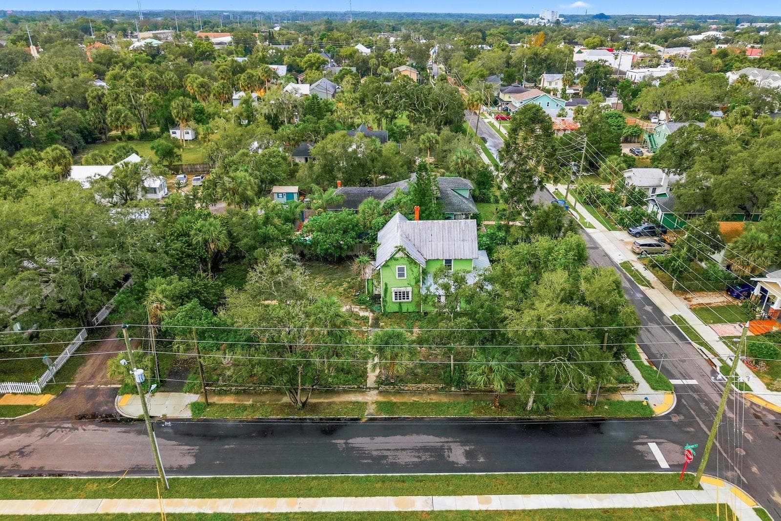 Single Family Residence at 226 N GROSSE AVE, TARPON SPRINGS, photo 37 of 43