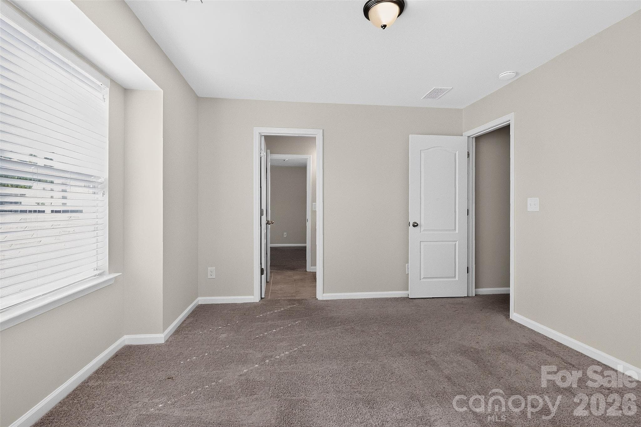 Single Family Residence at 160 Wrangell Drive, Mooresville, photo 22 of 31