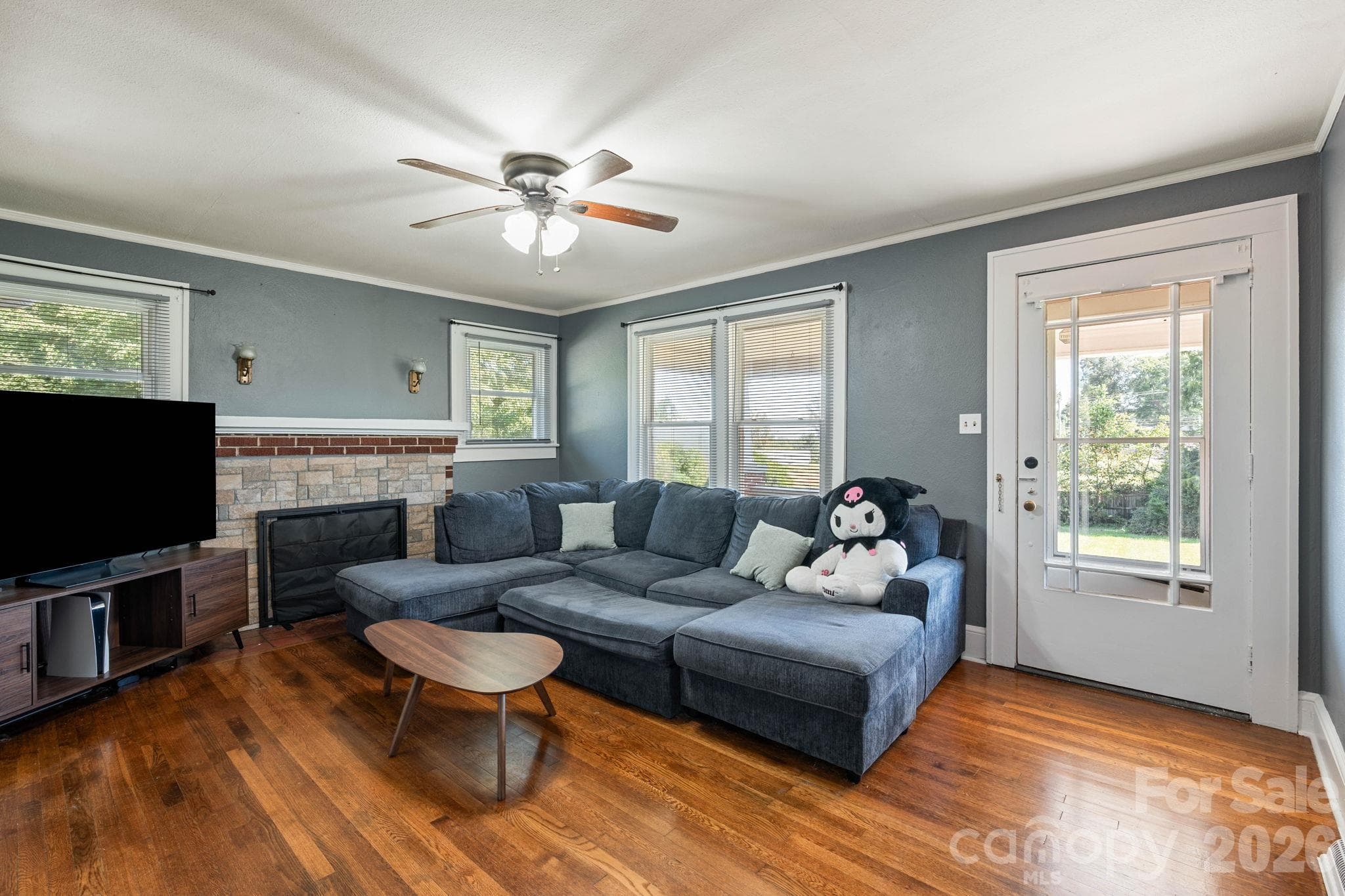 Single Family Residence at 2401 NC 181 Highway, Morganton, photo 10 of 30