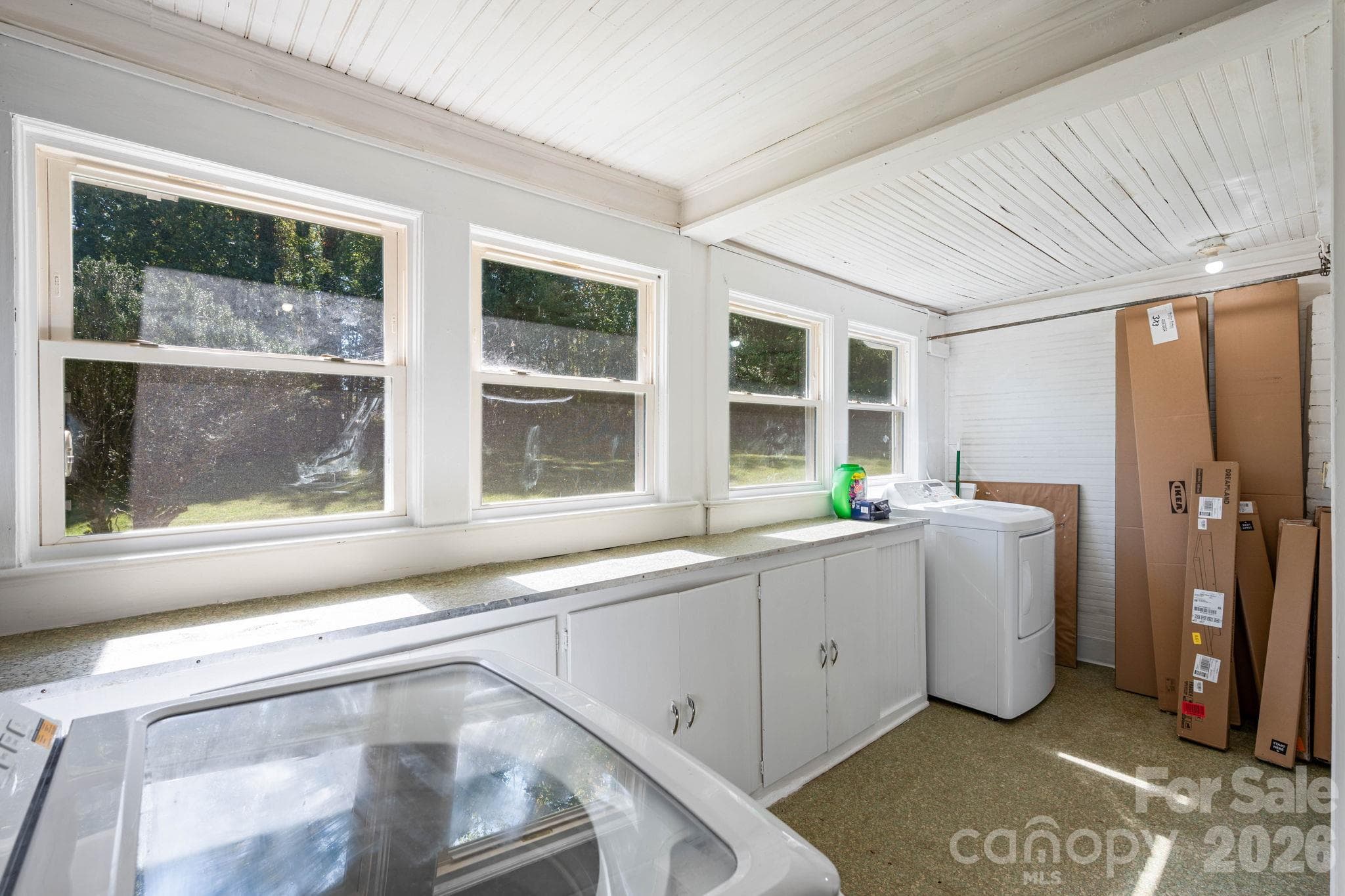 Single Family Residence at 2401 NC 181 Highway, Morganton, photo 21 of 30