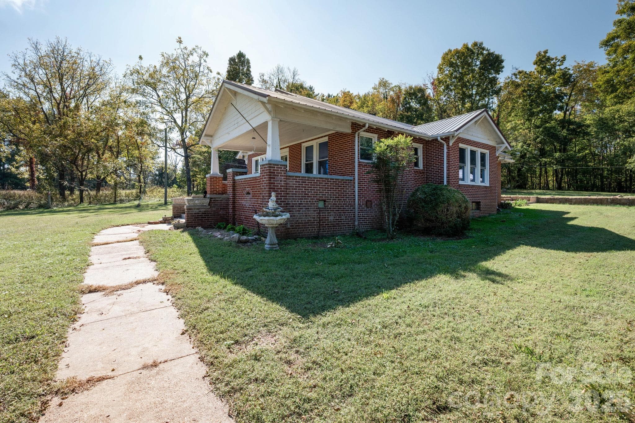 Single Family Residence at 2401 NC 181 Highway, Morganton, photo 29 of 30
