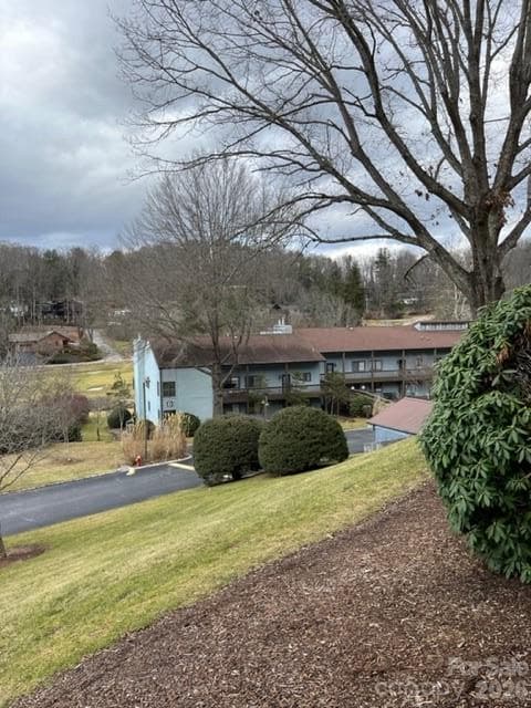 Condominium at 87 Willow Road, Waynesville, photo 10 of 30