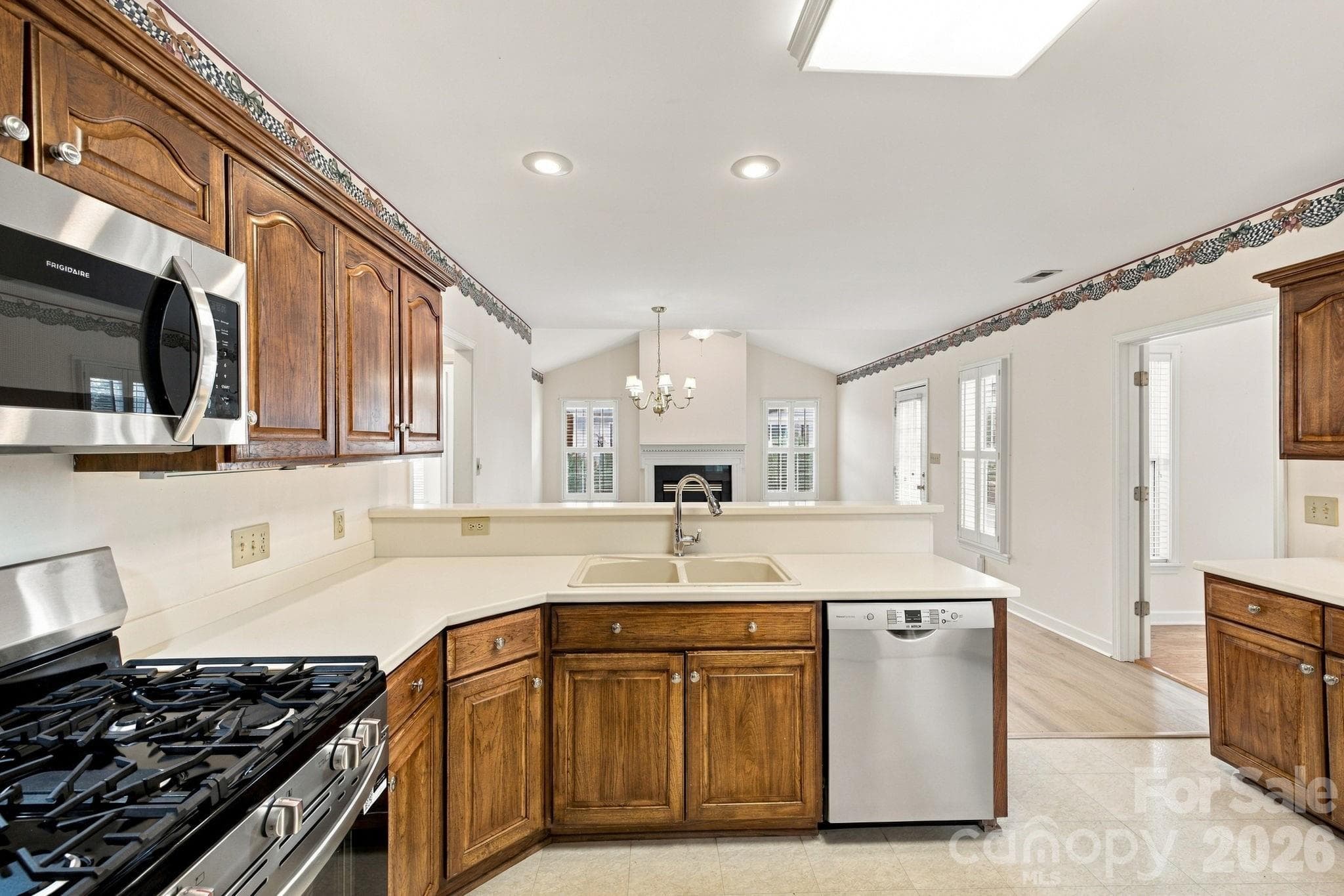 Townhouse at 3131 9th Street Drive NE, Hickory, photo 9 of 25