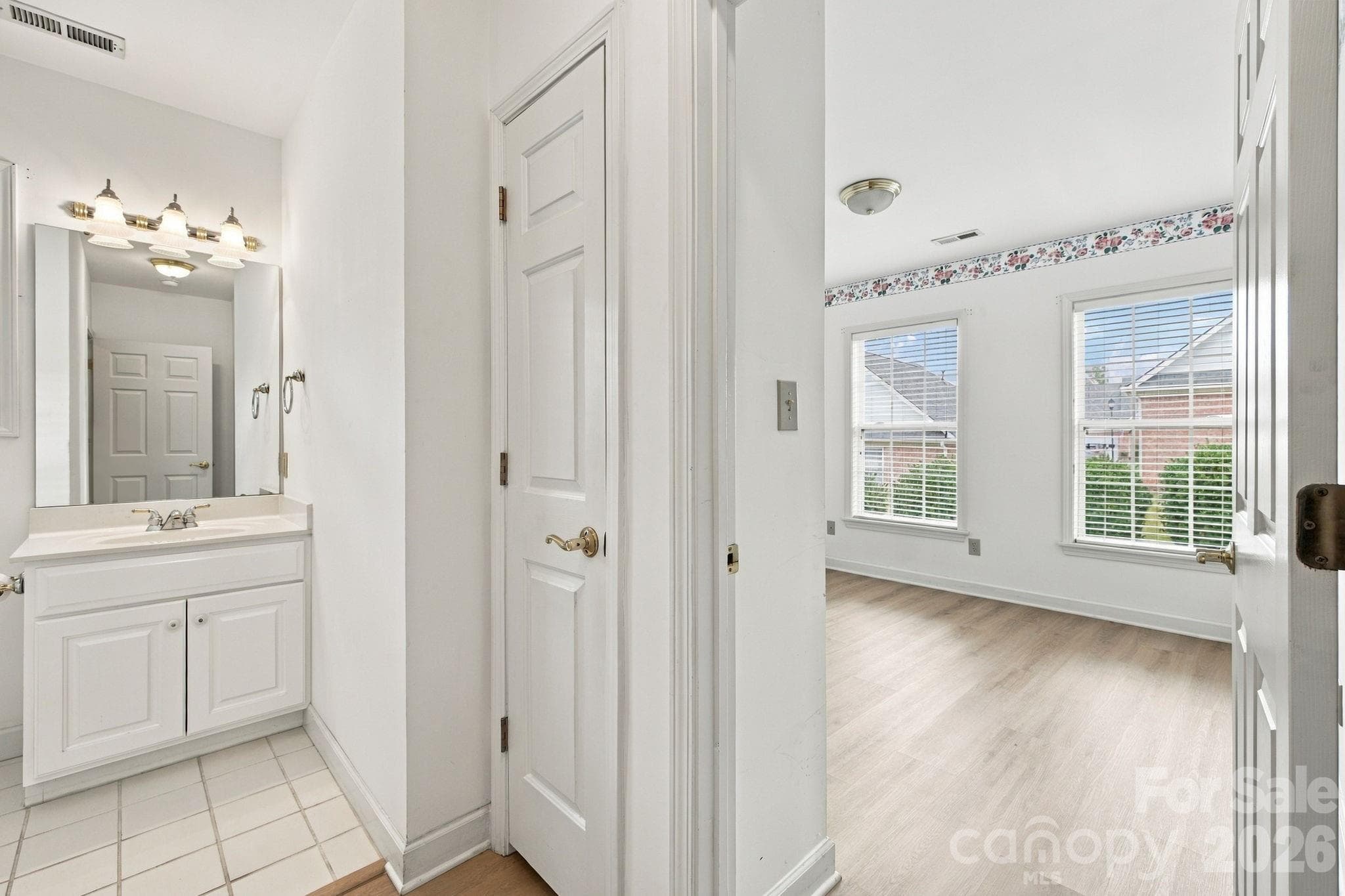 Townhouse at 3131 9th Street Drive NE, Hickory, photo 18 of 25