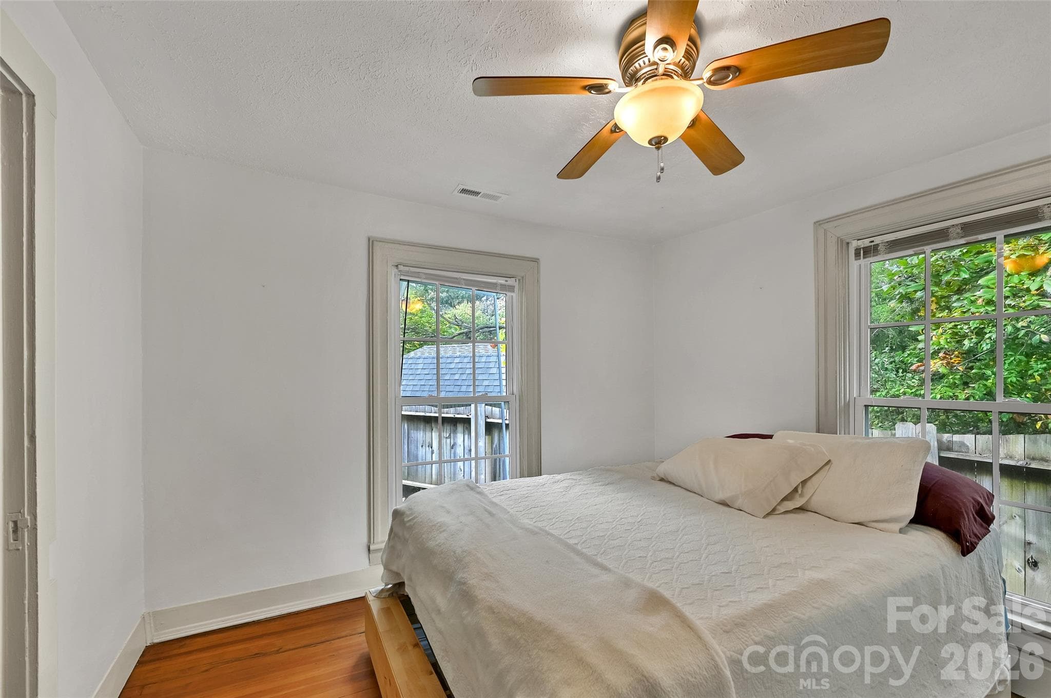 Secondary bedroom - 209 Old Haw Creek Road, Asheville
