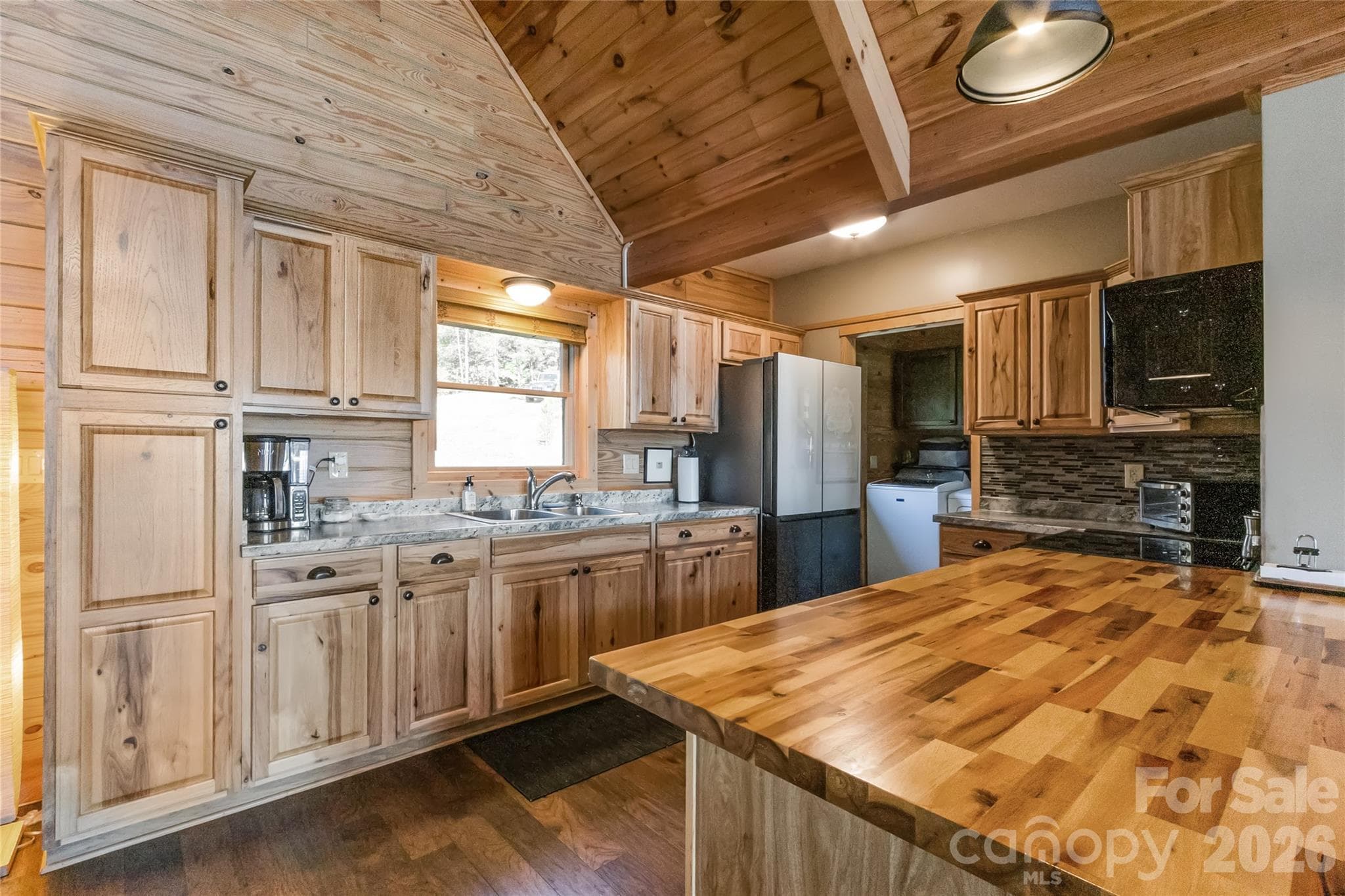 Open Kitchen and Mud Room/Laundry beyond - 656 Arbra Mountain Way, Bostic