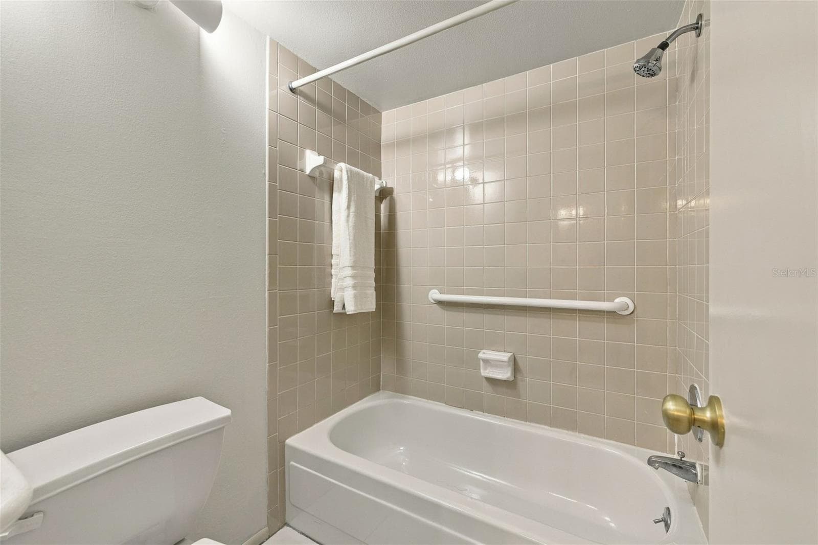 primary bathroom - 14130 ROSEMARY LN #5314, LARGO