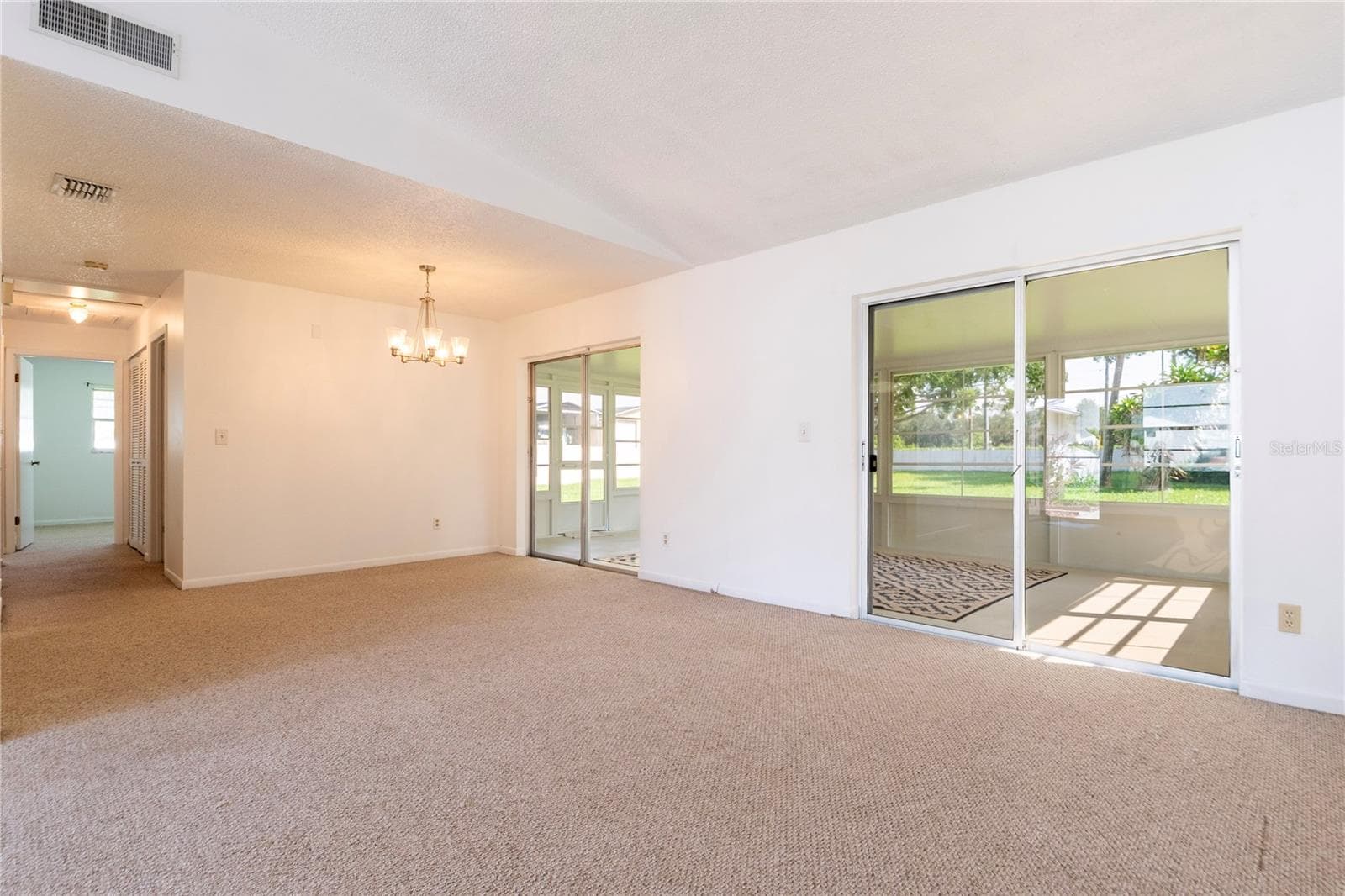 Condominium at 3114 37TH LN S #B, ST PETERSBURG, photo 12 of 85