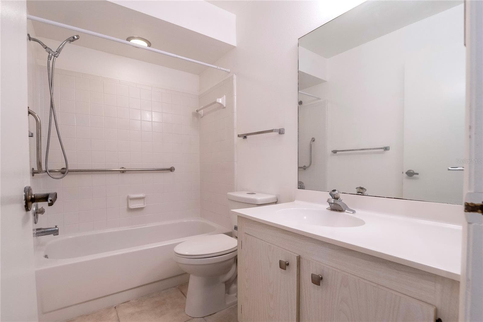 Condominium at 3114 37TH LN S #B, ST PETERSBURG, photo 40 of 85