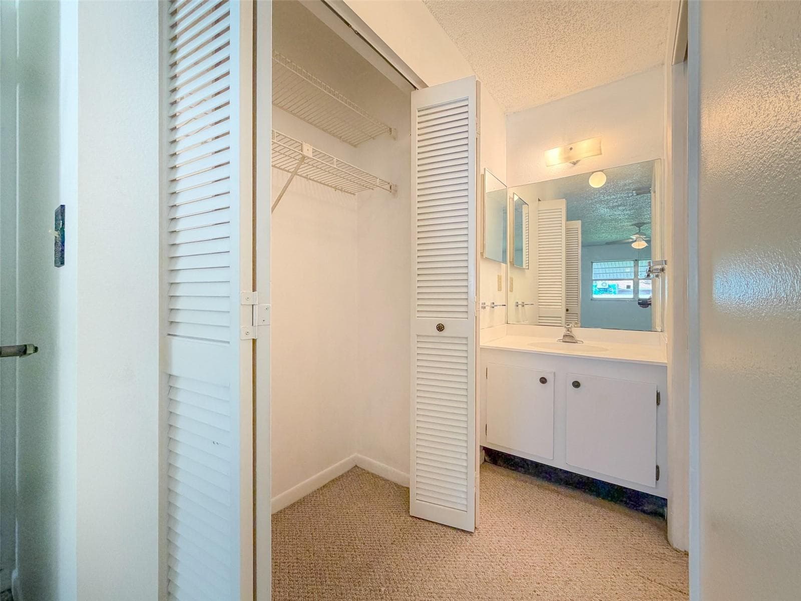 Condominium at 3114 37TH LN S #B, ST PETERSBURG, photo 45 of 85