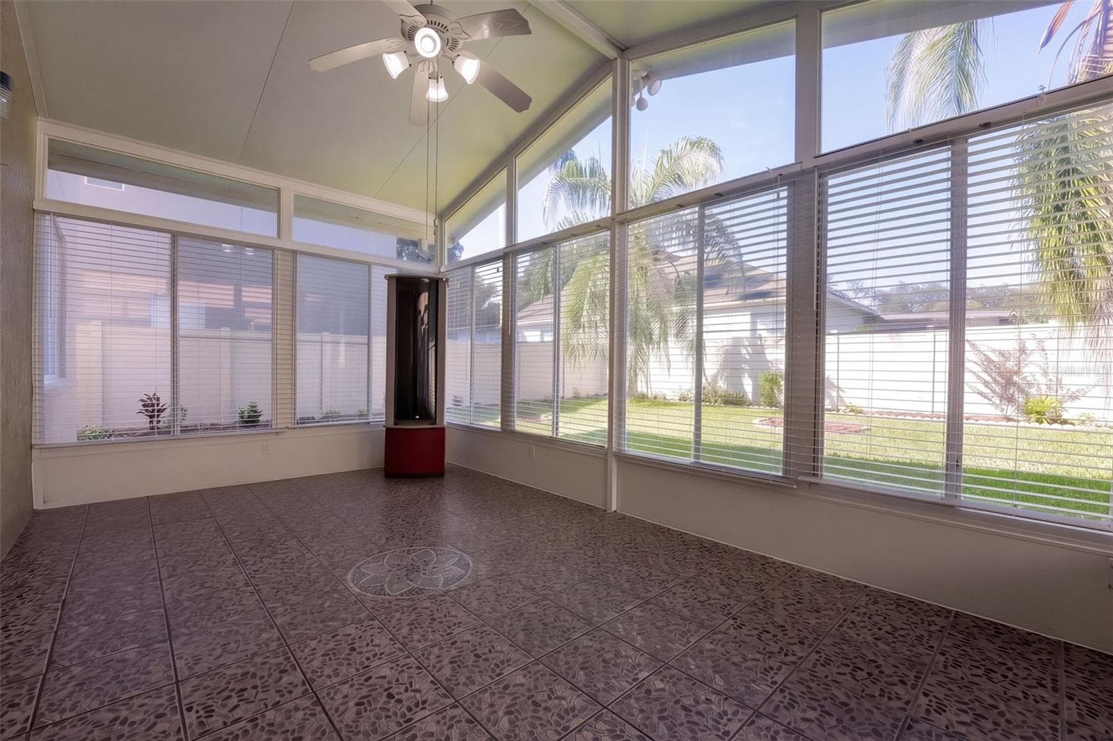 Lanai - 4610 RIVERTON DR, ORLANDO