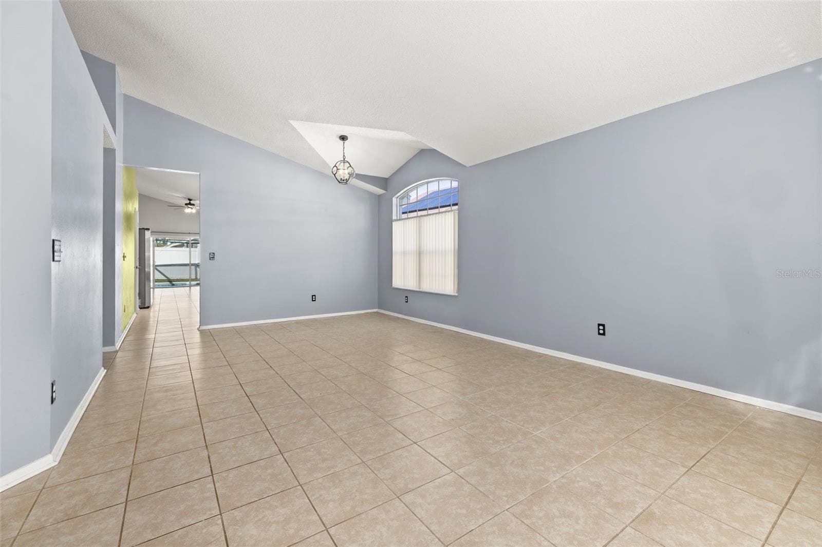 Single Family Residence at 716 ROCHESTER LOOP, DAVENPORT, photo 9 of 45