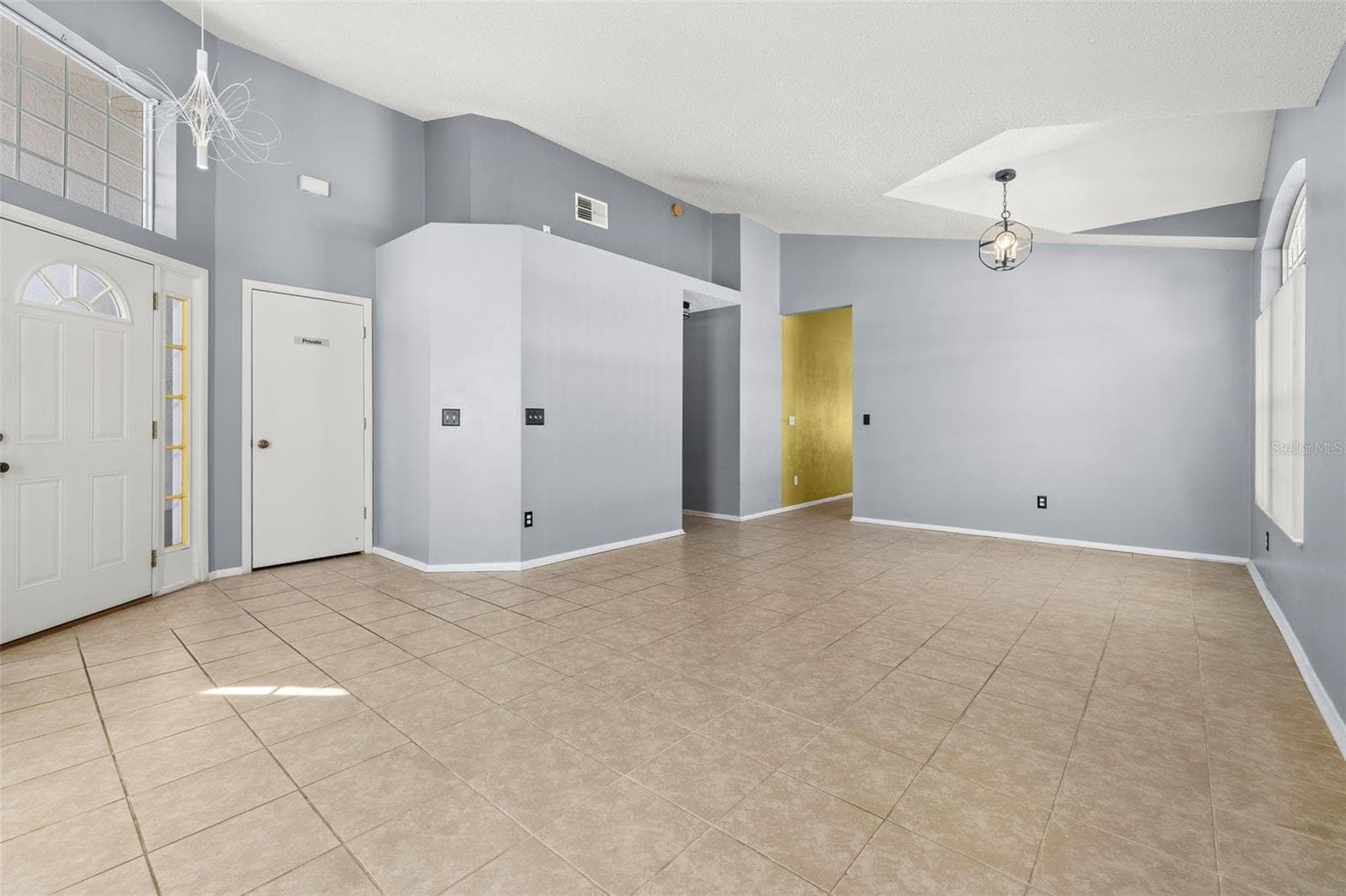 Single Family Residence at 716 ROCHESTER LOOP, DAVENPORT, photo 12 of 45