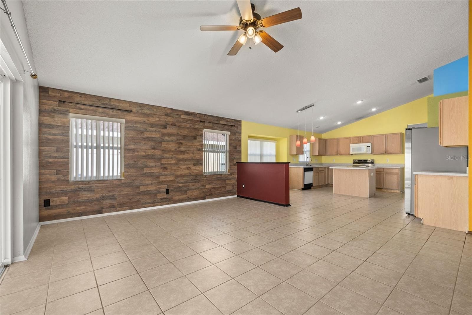 Single Family Residence at 716 ROCHESTER LOOP, DAVENPORT, photo 16 of 45