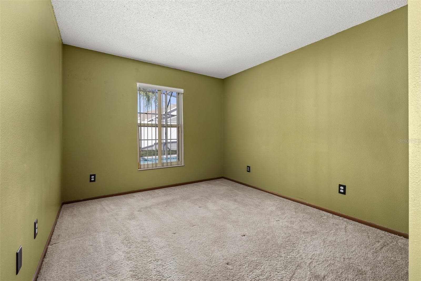 Single Family Residence at 716 ROCHESTER LOOP, DAVENPORT, photo 22 of 45