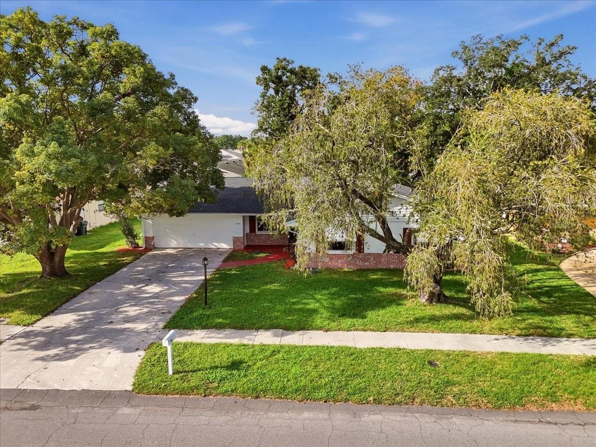 Single Family Residence at 422 DUCHESS DR, LAKELAND, photo 29 of 39