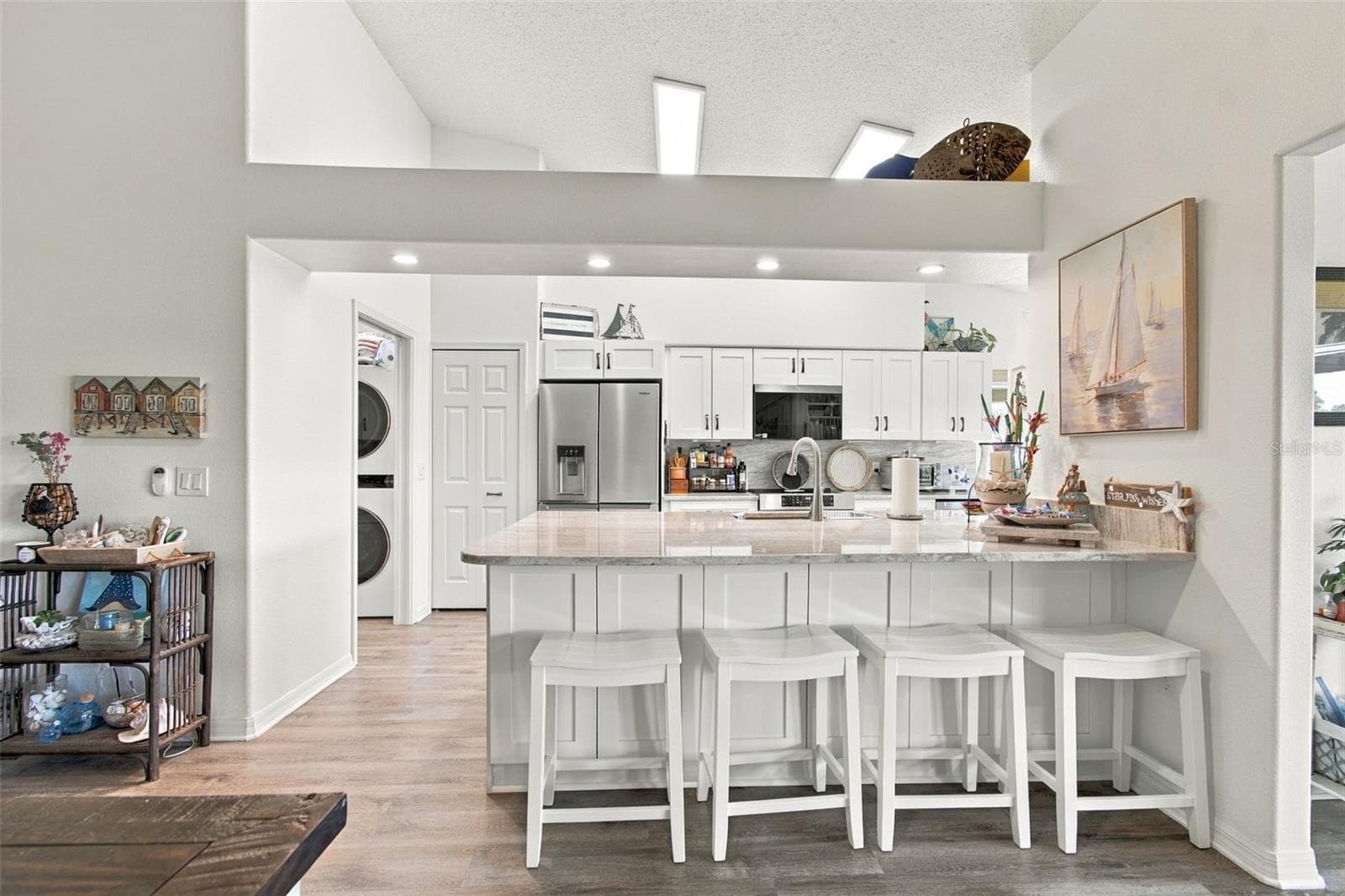 Villa at 11143 HOLLANDER AVE, HUDSON, photo 15 of 57