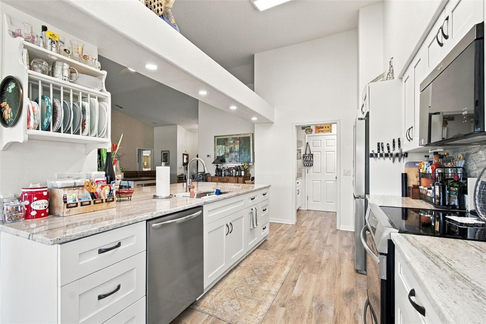 Villa at 11143 HOLLANDER AVE, HUDSON, photo 17 of 57