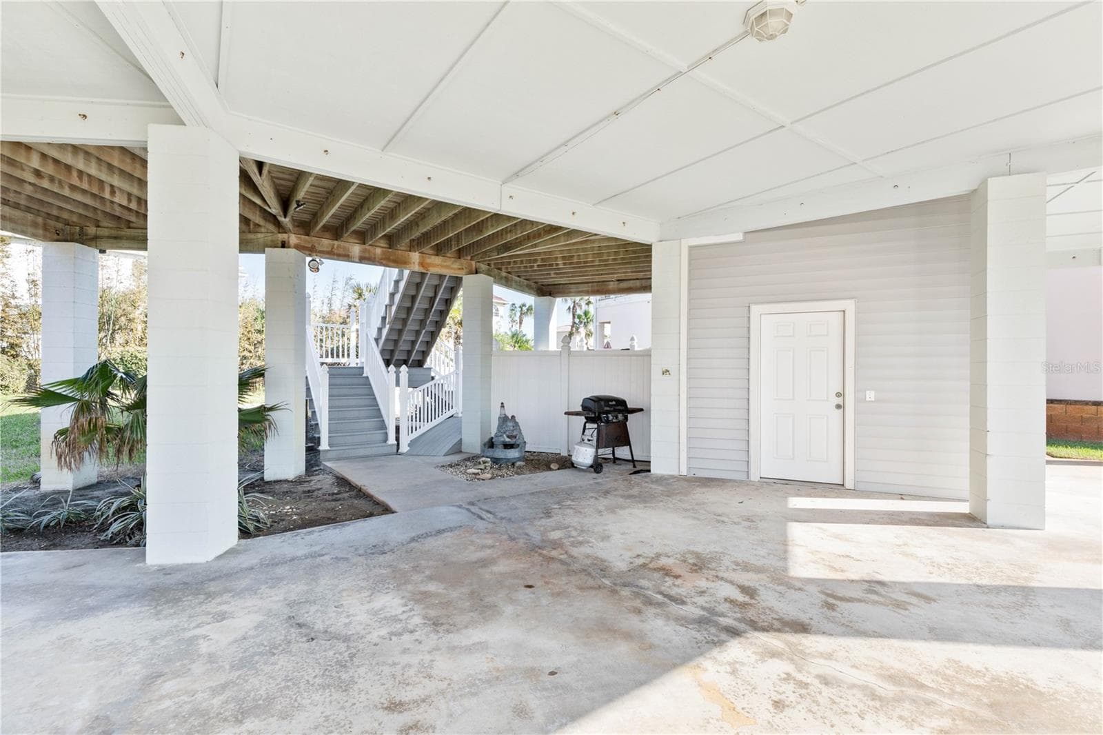 Single Family Residence at 7 MAHOE DR S, PALM COAST, photo 8 of 57