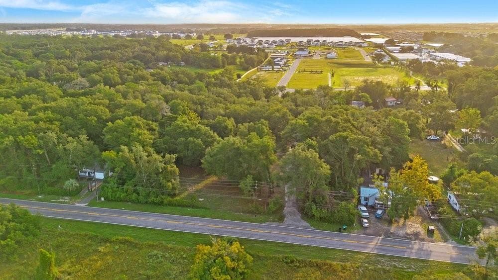 Mobile Home at 4855 ROUND LAKE, APOPKA, photo 17 of 24