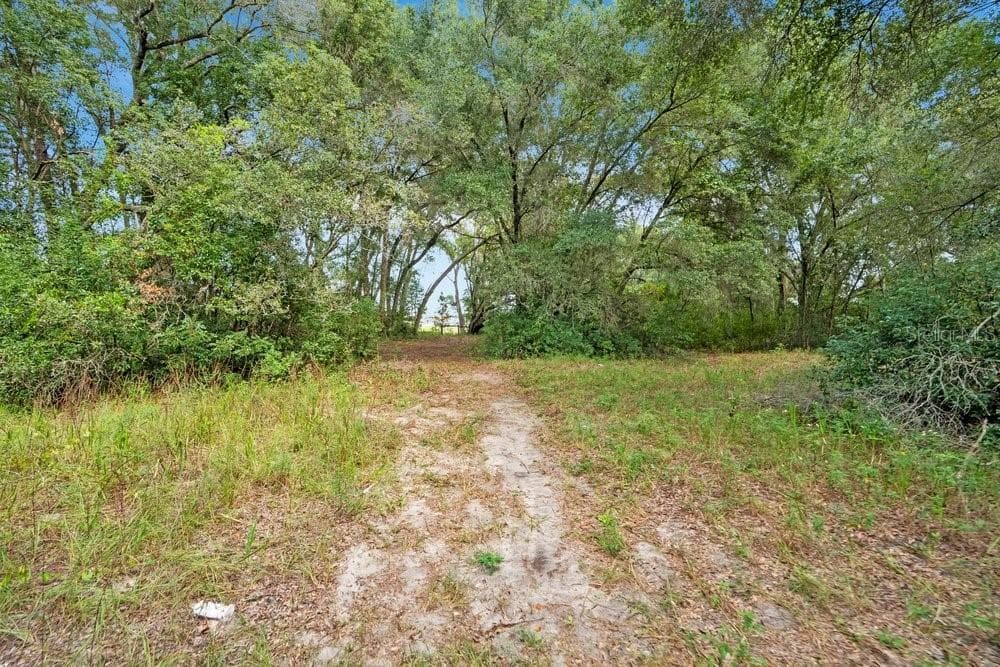 Single Family Residence at 4711 ROUND LAKE RD, APOPKA, photo 28 of 38