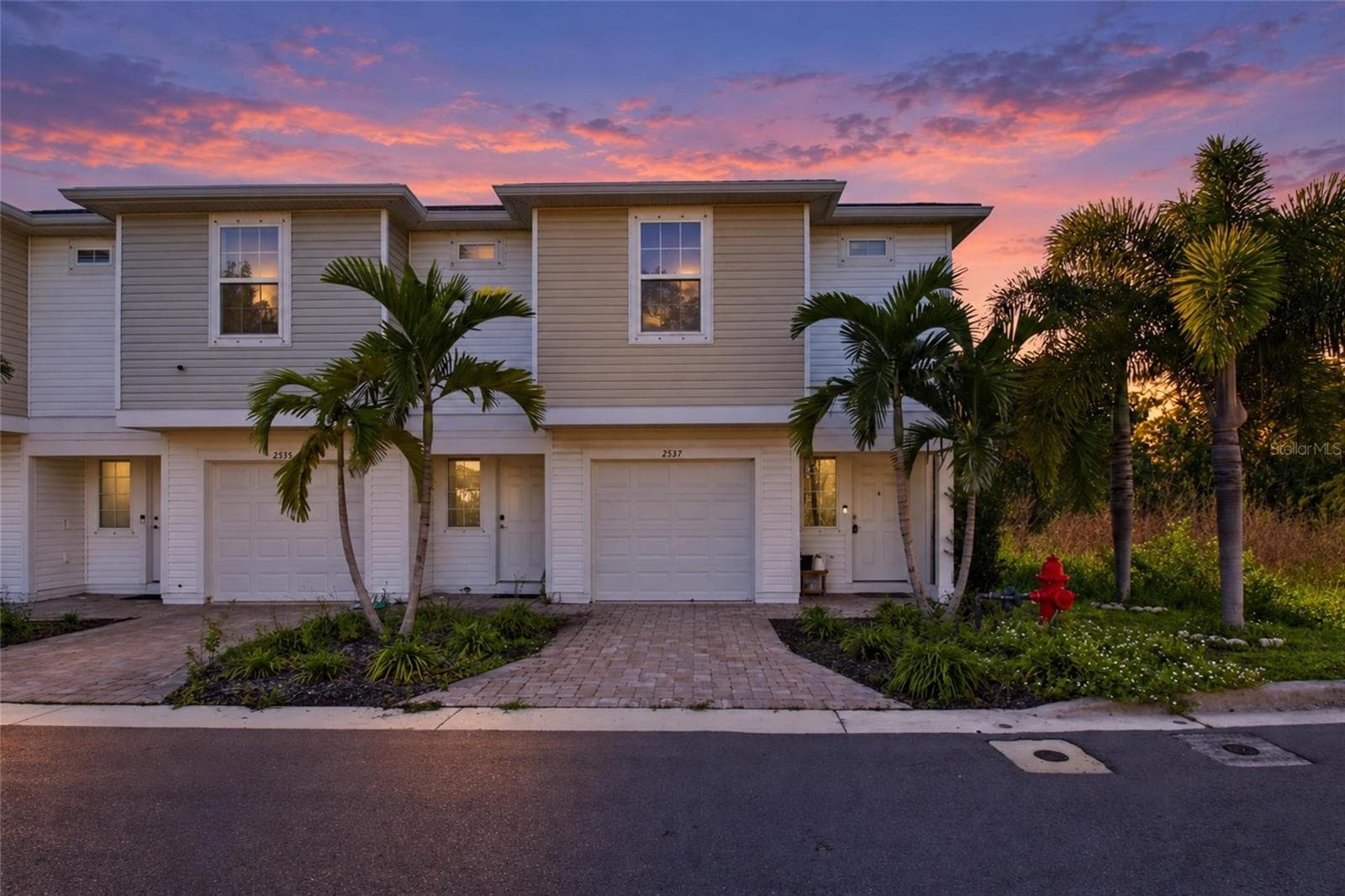 Condominium at 2537 6TH AVE E #E, BRADENTON, photo 2 of 34