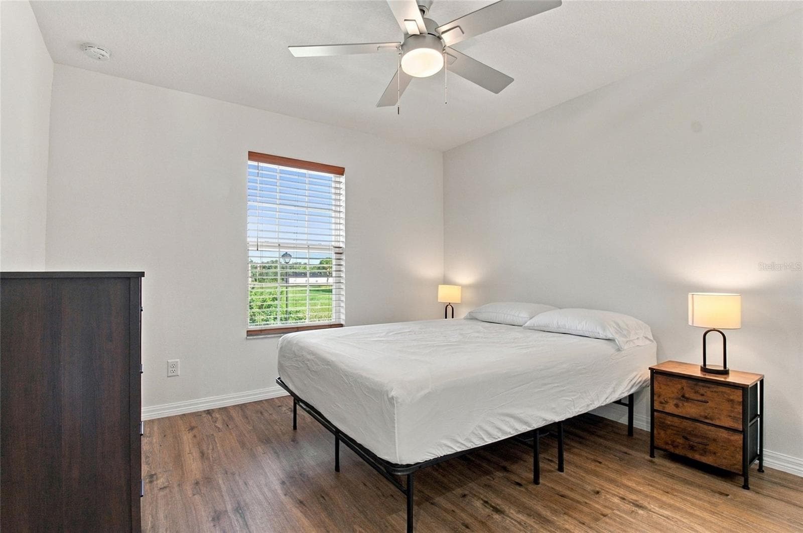 Condominium at 2537 6TH AVE E #E, BRADENTON, photo 16 of 34