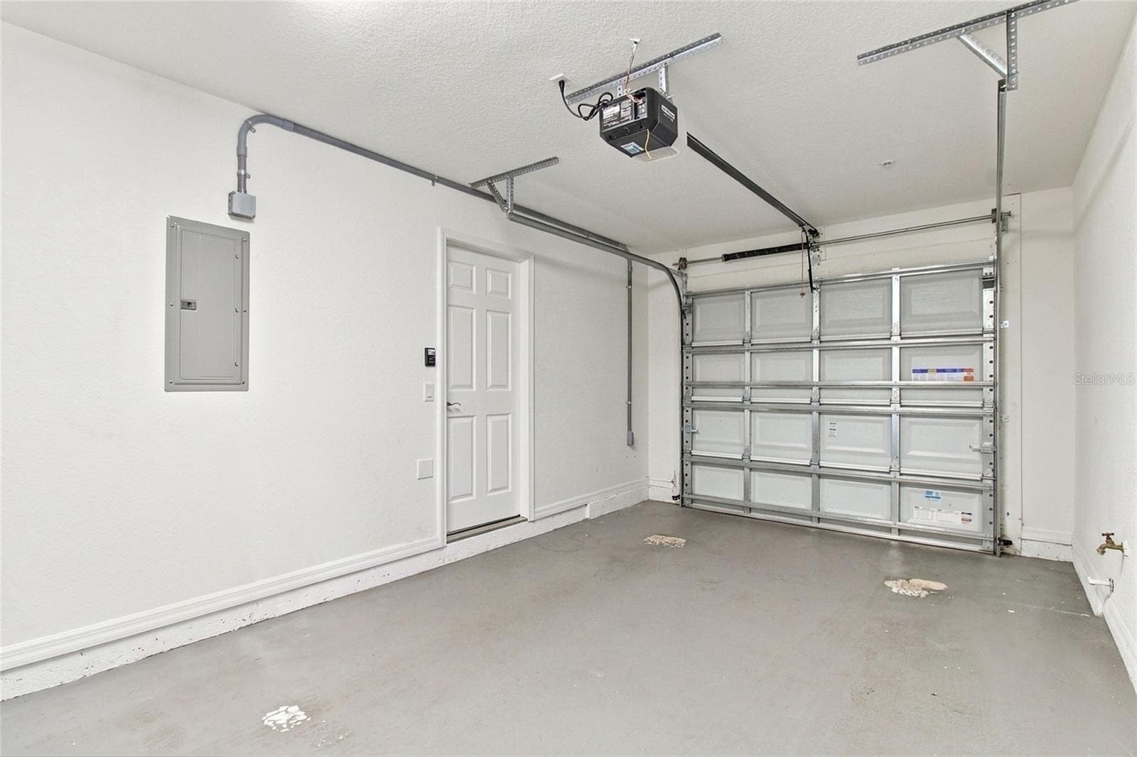 Condominium at 2537 6TH AVE E #E, BRADENTON, photo 30 of 34