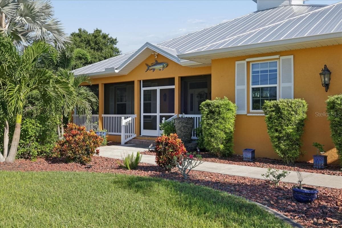 Single Family Residence at 25200 HARBORSIDE BLVD, PUNTA GORDA, photo 2 of 57