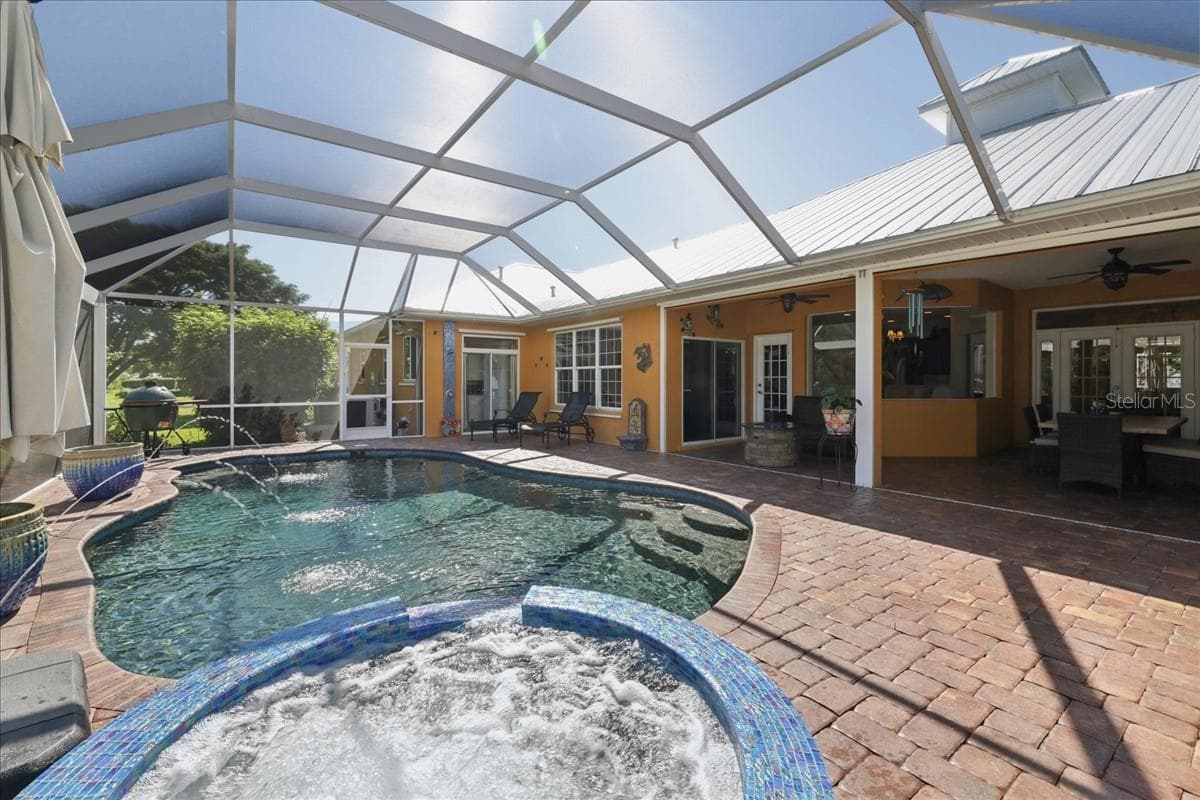 Single Family Residence at 25200 HARBORSIDE BLVD, PUNTA GORDA, photo 5 of 57