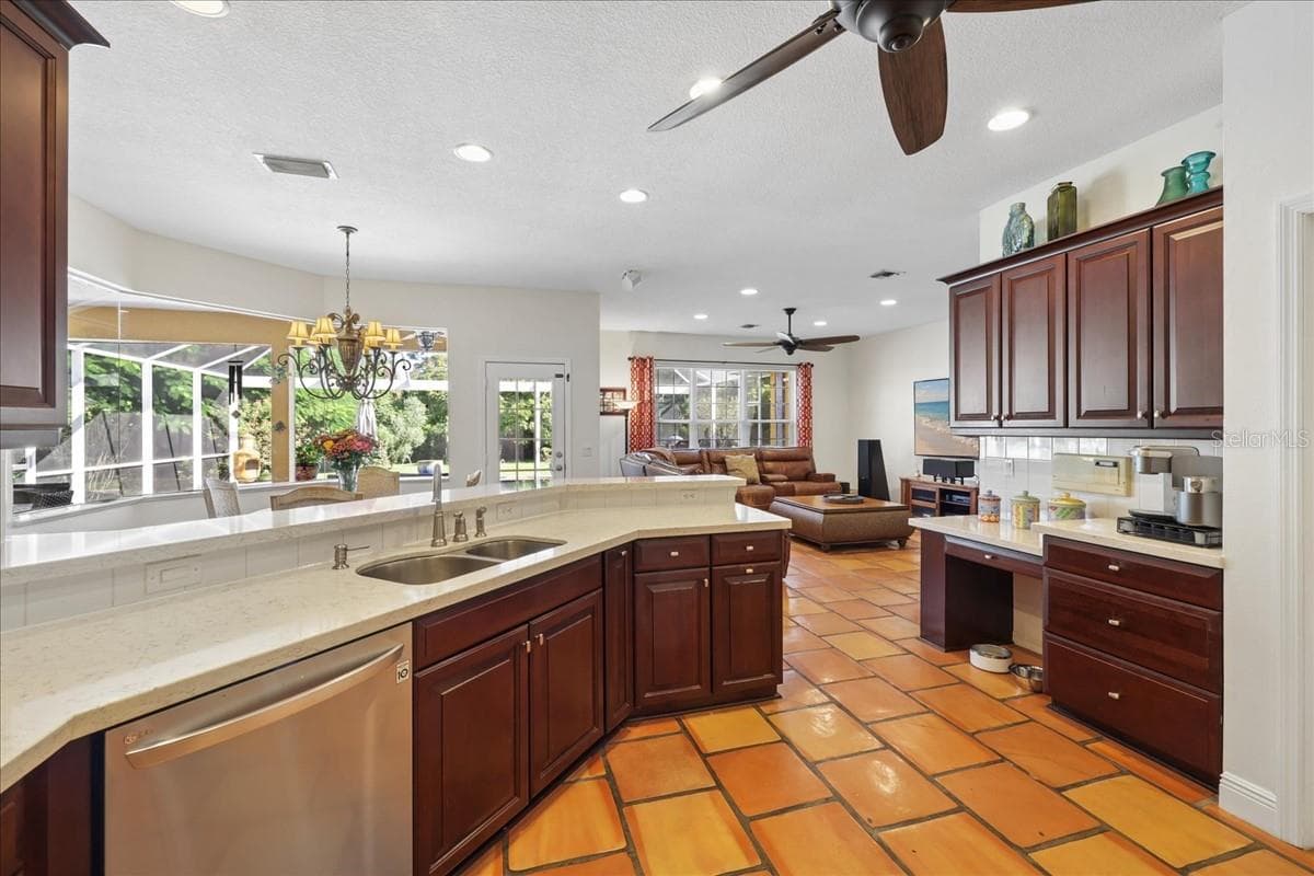 Single Family Residence at 25200 HARBORSIDE BLVD, PUNTA GORDA, photo 13 of 57