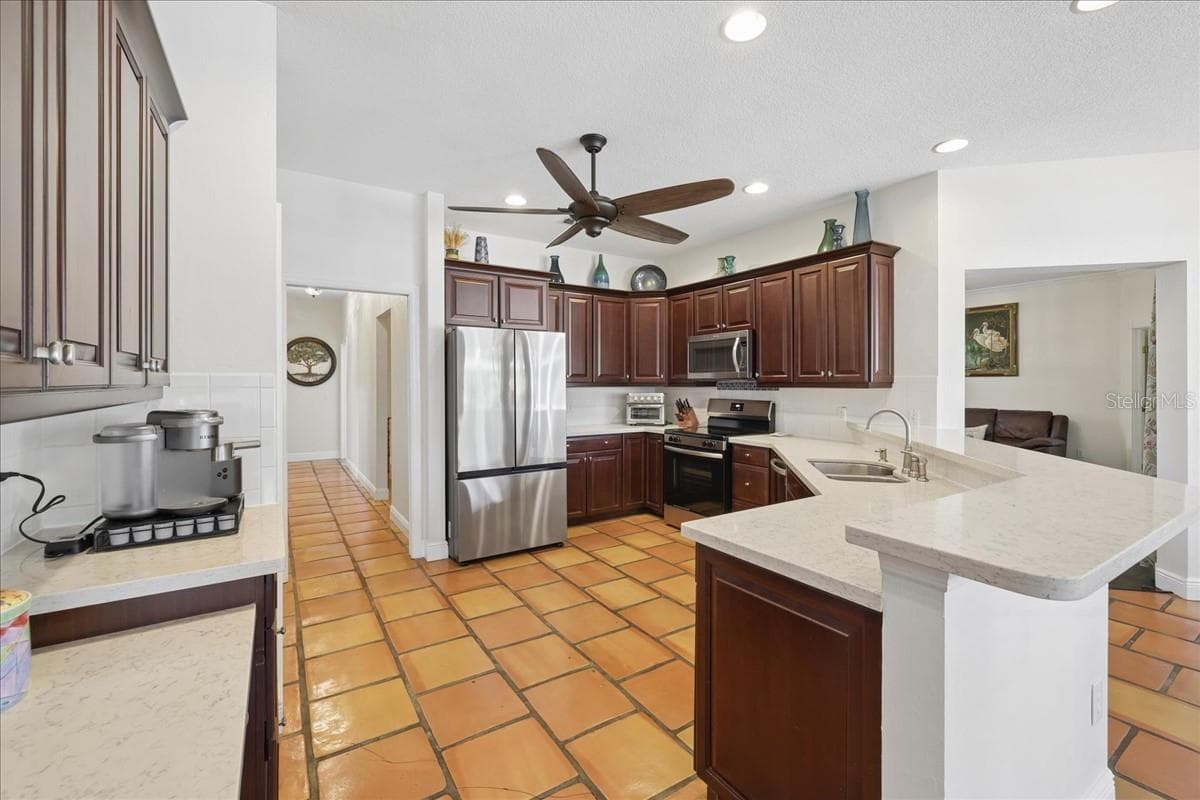 Single Family Residence at 25200 HARBORSIDE BLVD, PUNTA GORDA, photo 15 of 57