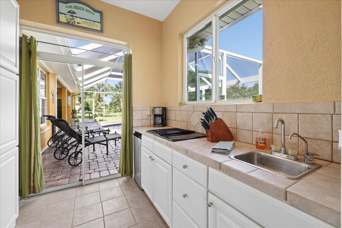 In Law Suite Kitchen - 25200 HARBORSIDE BLVD, PUNTA GORDA
