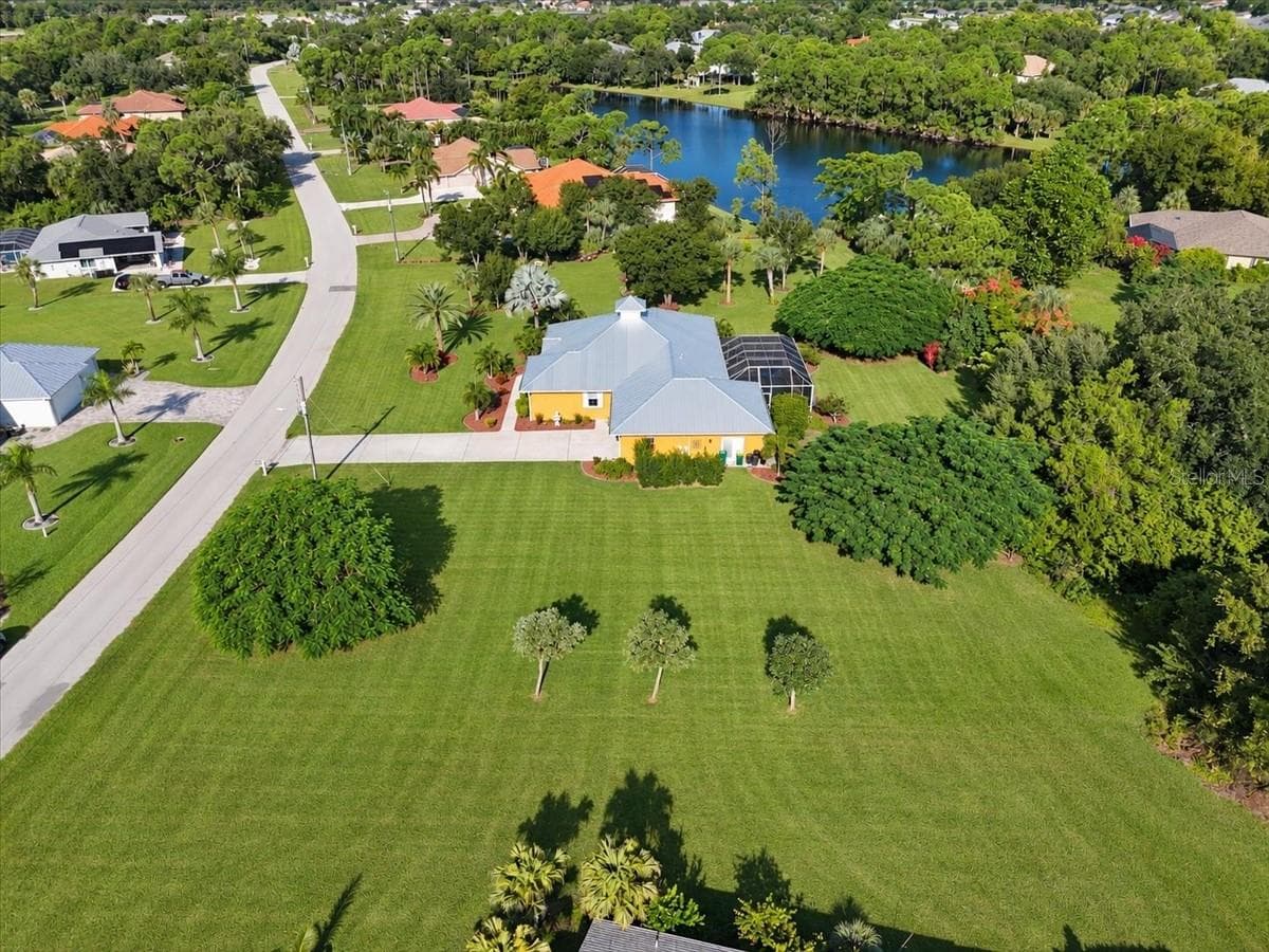 Single Family Residence at 25200 HARBORSIDE BLVD, PUNTA GORDA, photo 47 of 57