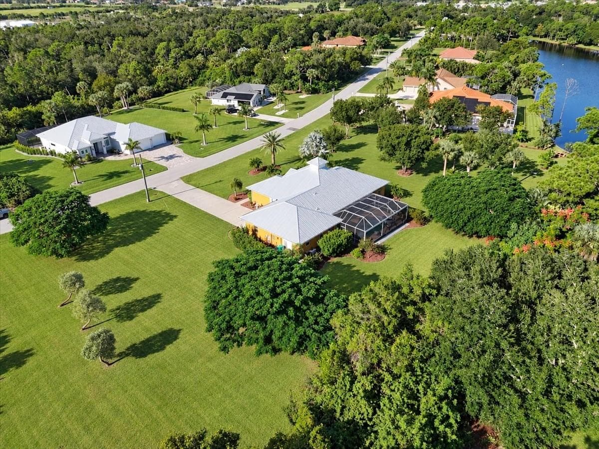 Single Family Residence at 25200 HARBORSIDE BLVD, PUNTA GORDA, photo 48 of 57
