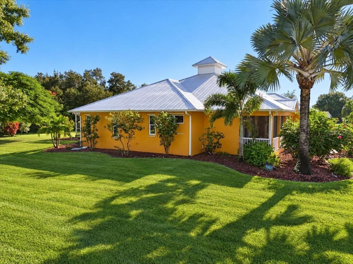Single Family Residence at 25200 HARBORSIDE BLVD, PUNTA GORDA, photo 51 of 57