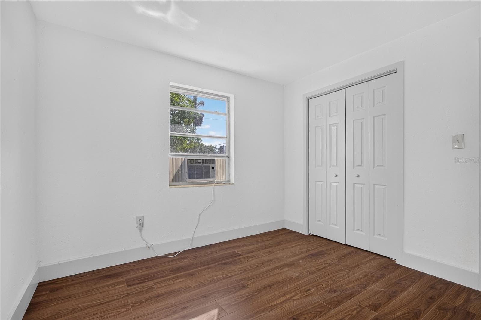 Single Family Residence at 1629 PAWNEE ST, FORT MYERS, photo 11 of 36
