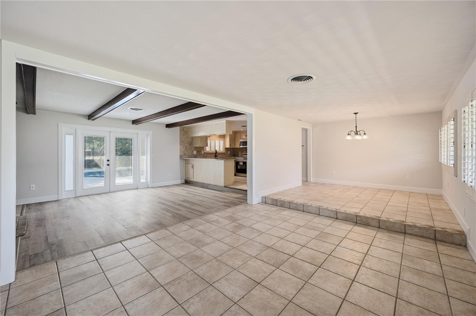 Single Family Residence at 1323 ALYCE ST, LAKELAND, photo 9 of 30