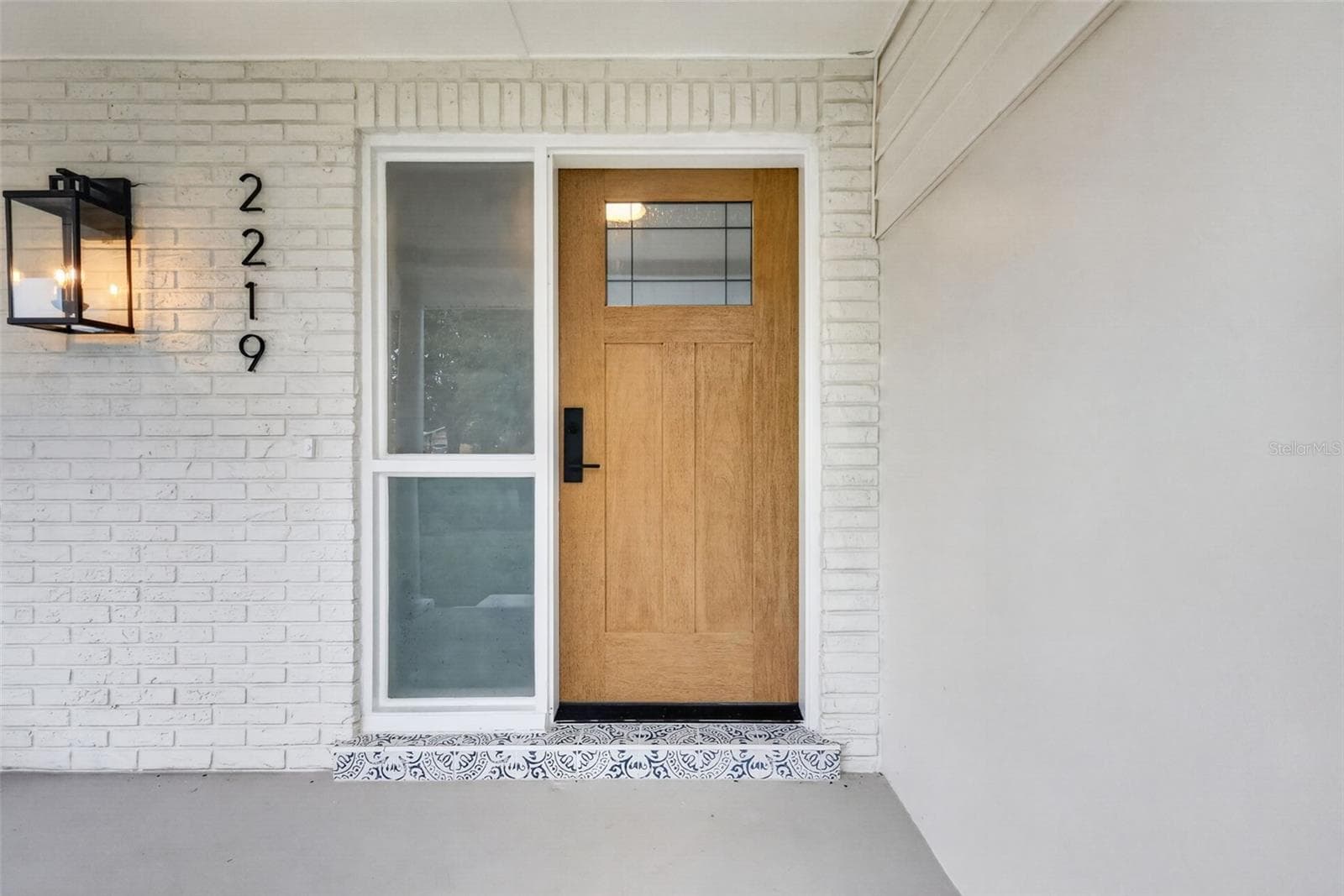 Single Family Residence at 2219 WINTER WOODS BLVD, WINTER PARK, photo 3 of 23