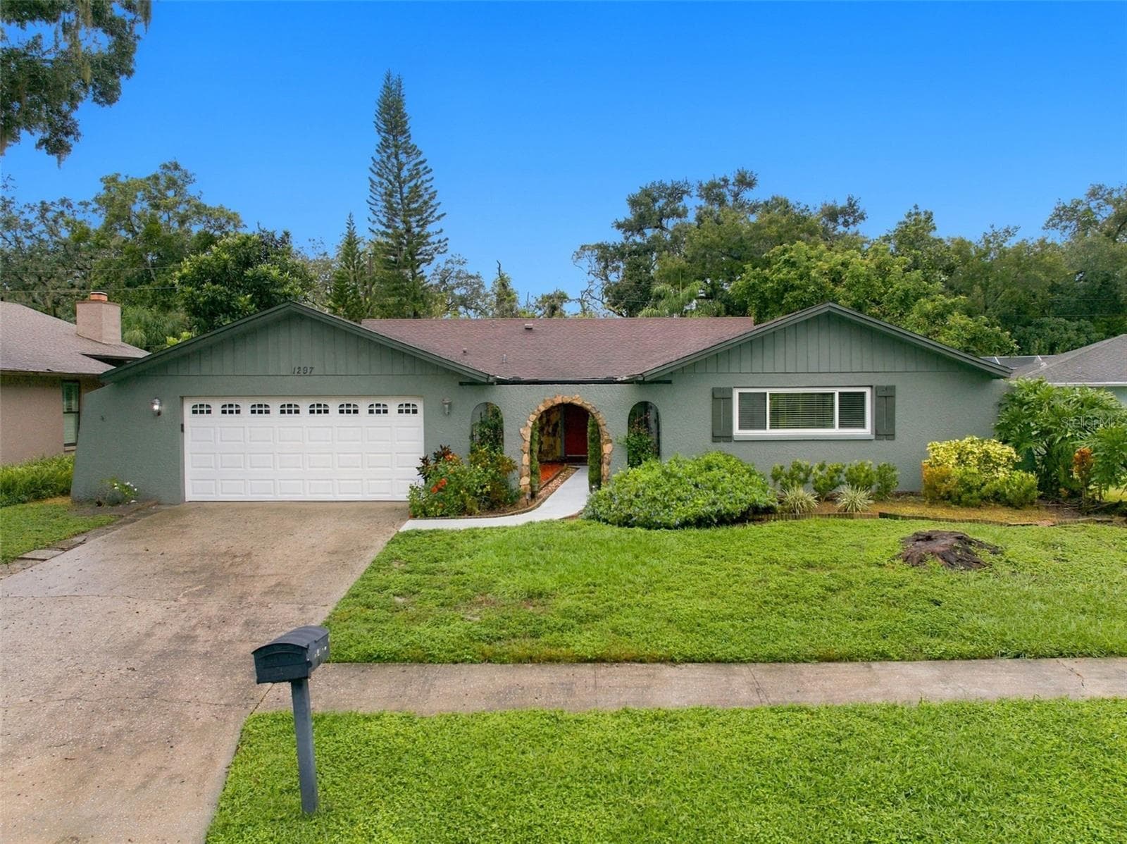 1297 Peach Tree Dr, Dunedin. - 1297 PEACH TREE DR, DUNEDIN