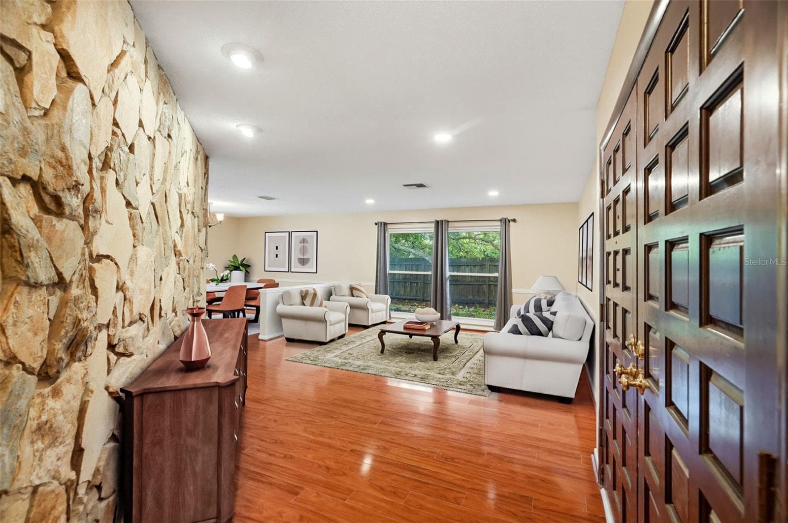 Entrance and foyer. - 1297 PEACH TREE DR, DUNEDIN