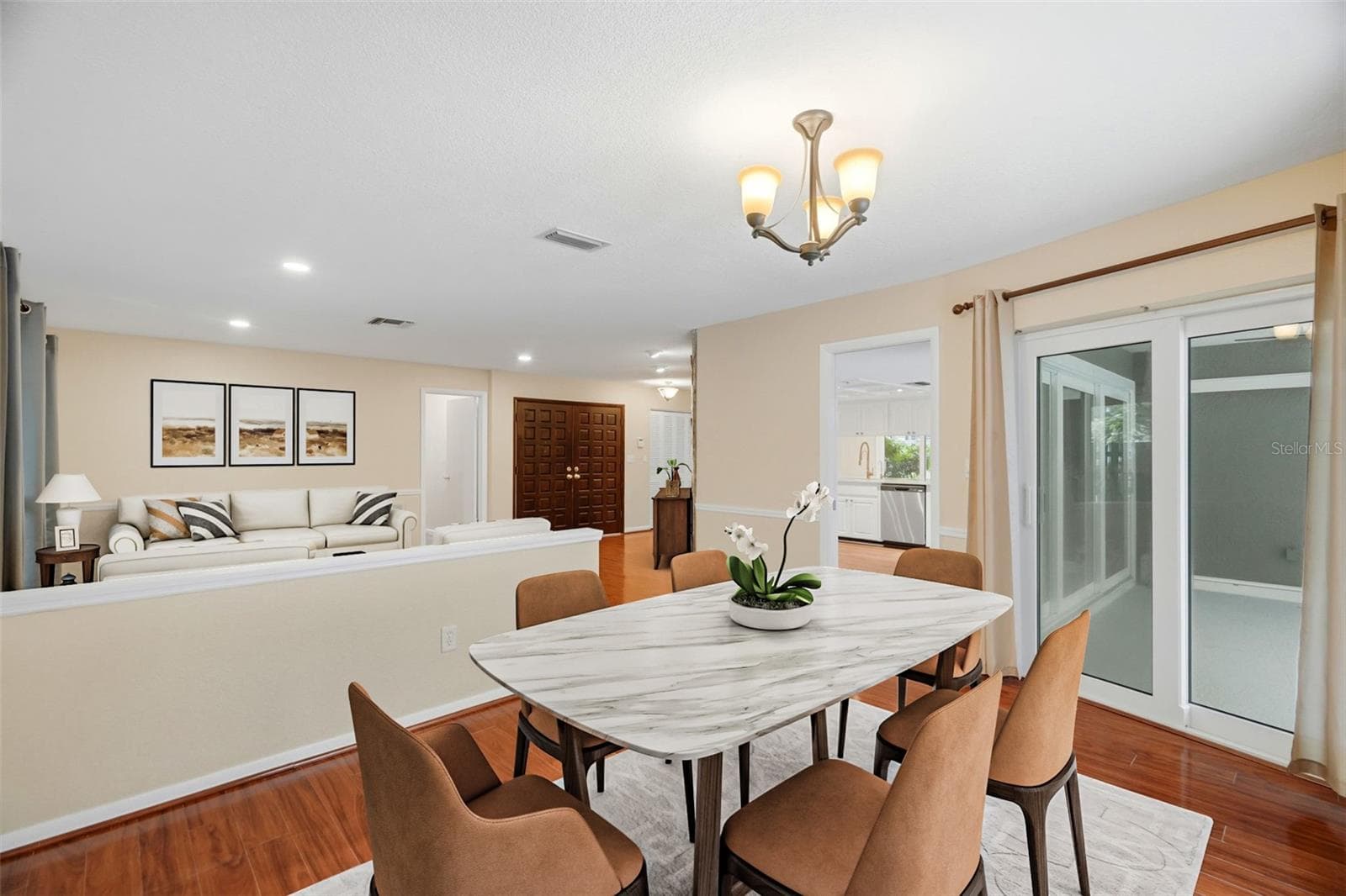 Dining area. - 1297 PEACH TREE DR, DUNEDIN