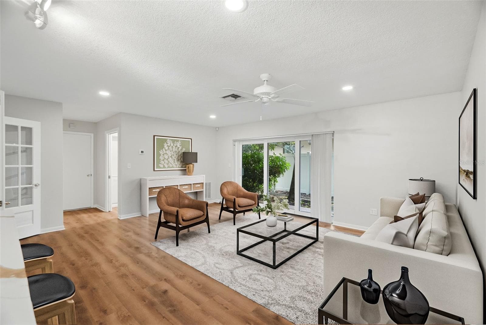 Family room. - 1297 PEACH TREE DR, DUNEDIN
