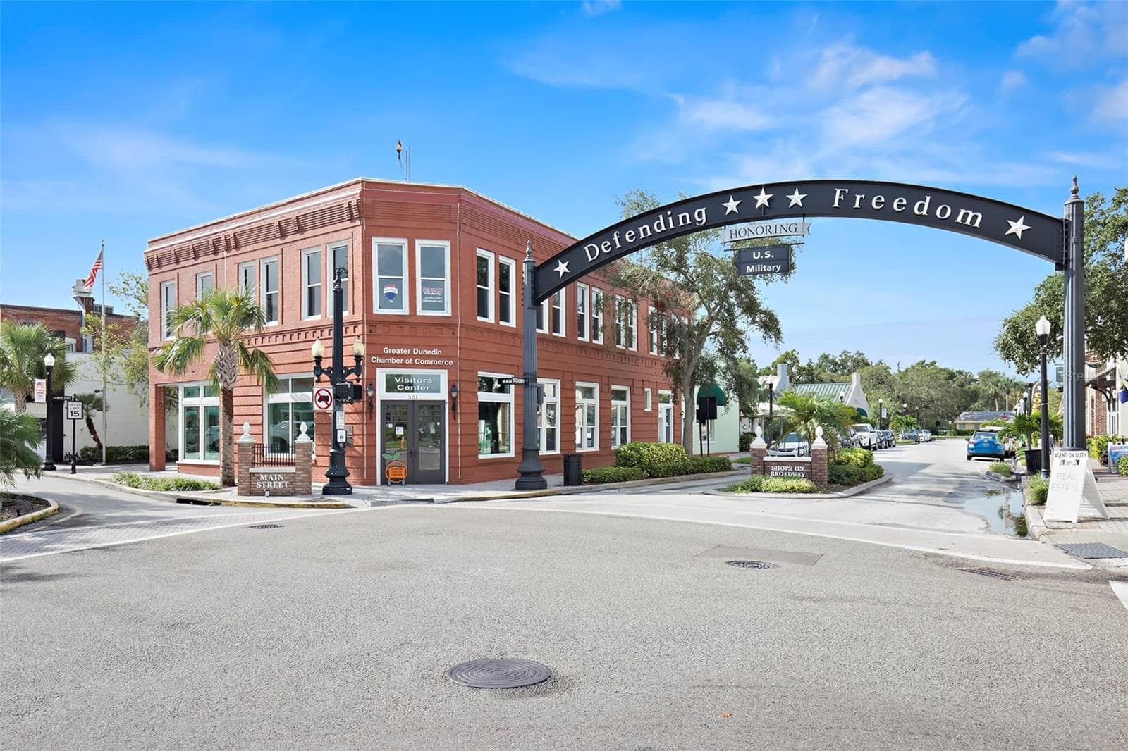 Dunedin, Florida. - 1297 PEACH TREE DR, DUNEDIN