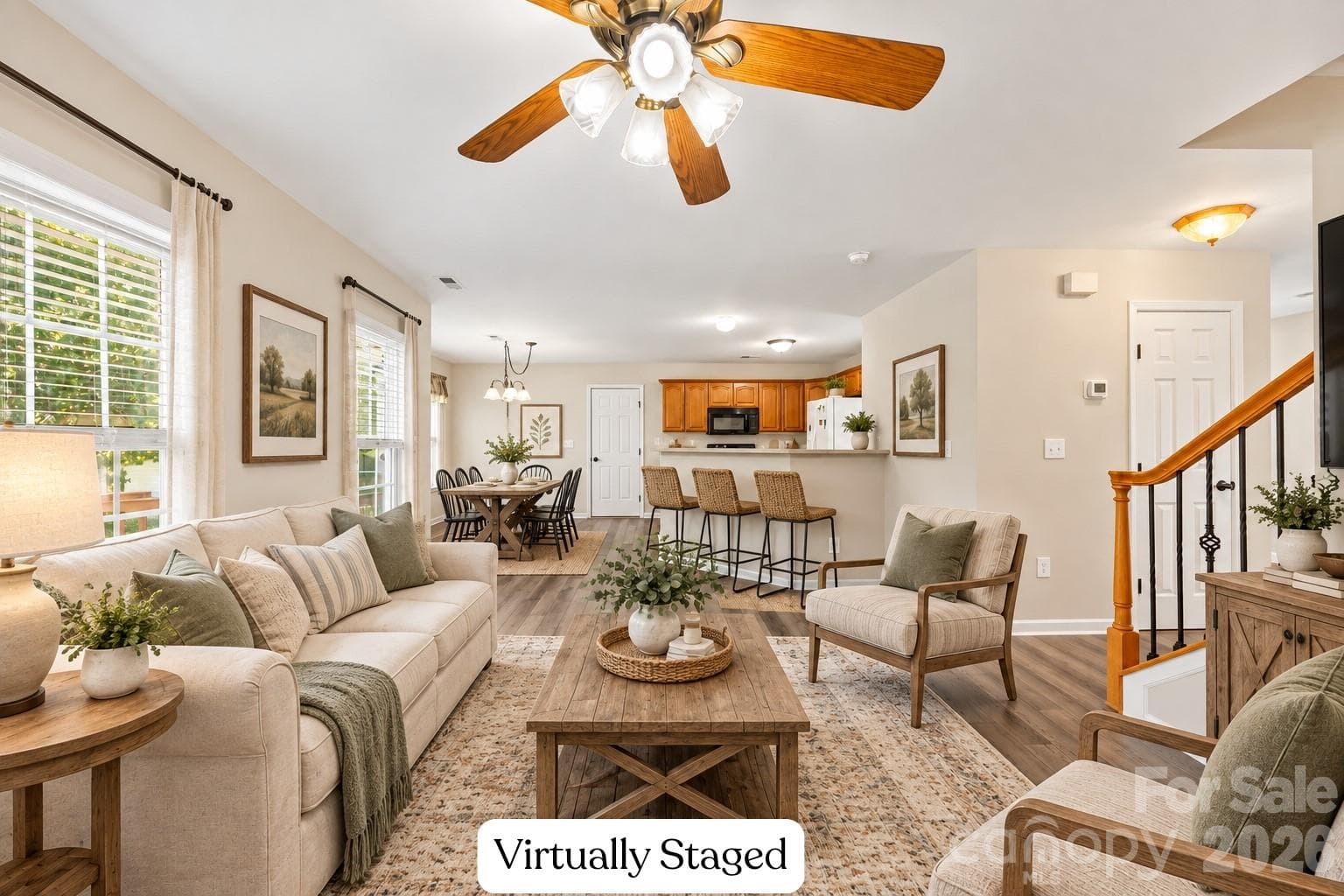 Single Family Residence at 13615 Edgetree Drive, Pineville, photo 4 of 42