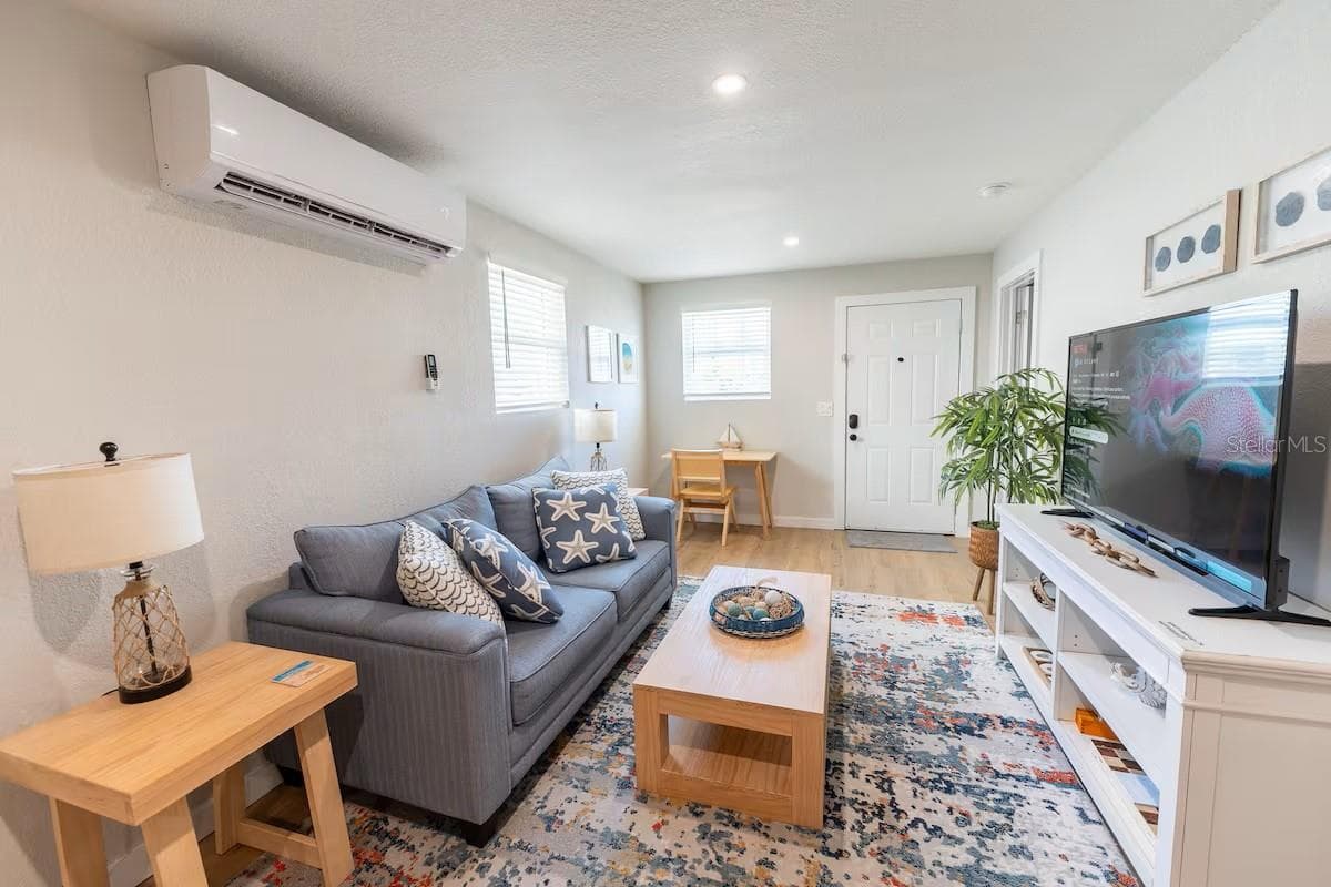 1 Bedroom Unit B - 122 CORAL AVE, REDINGTON SHORES